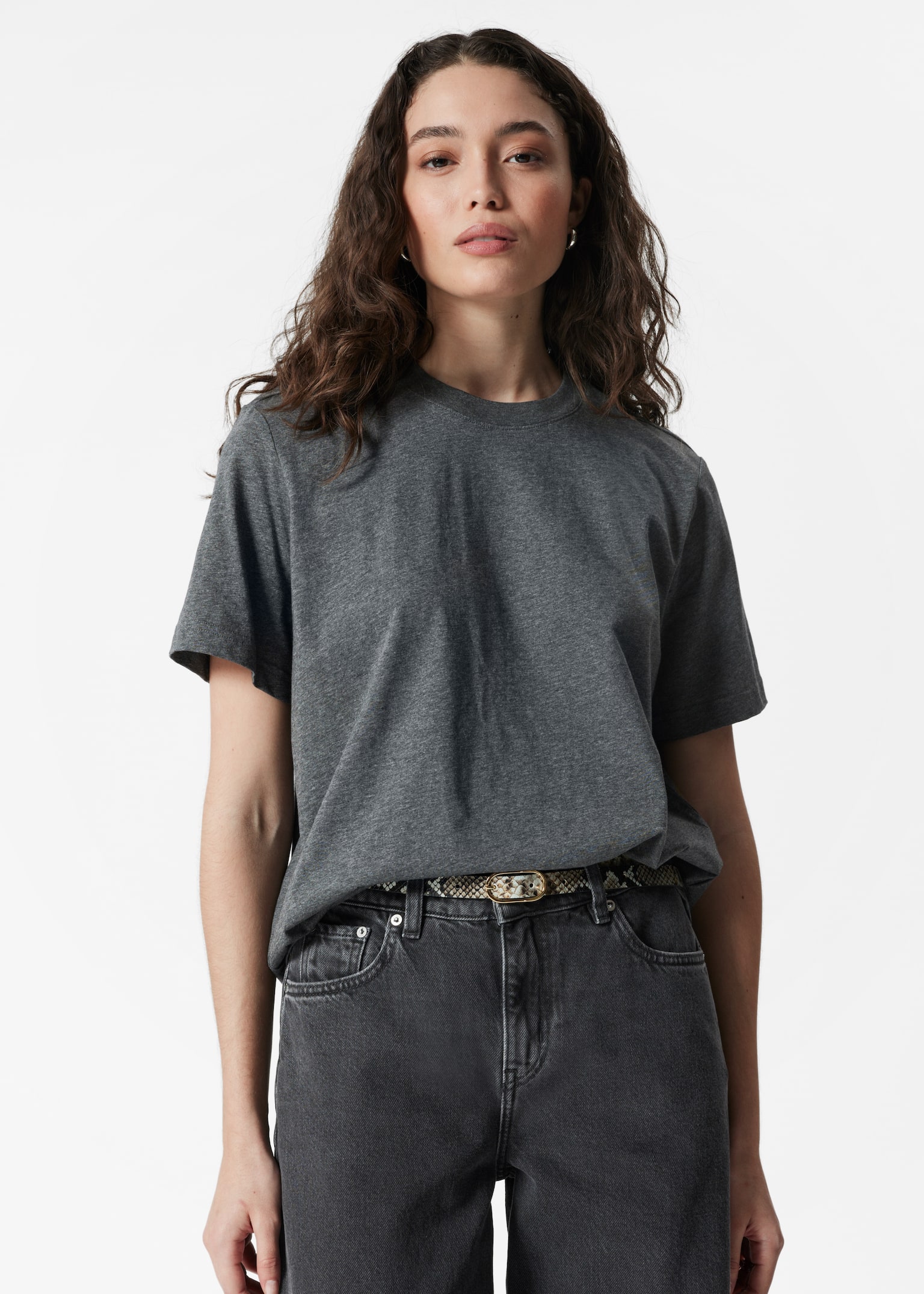 T-shirt met ronde hals - Donkergrijs gemêleerd/Wit/Zwart/Taupe/Rood/Lichtgroen/Donkerbruin/Vaalblauw - 1