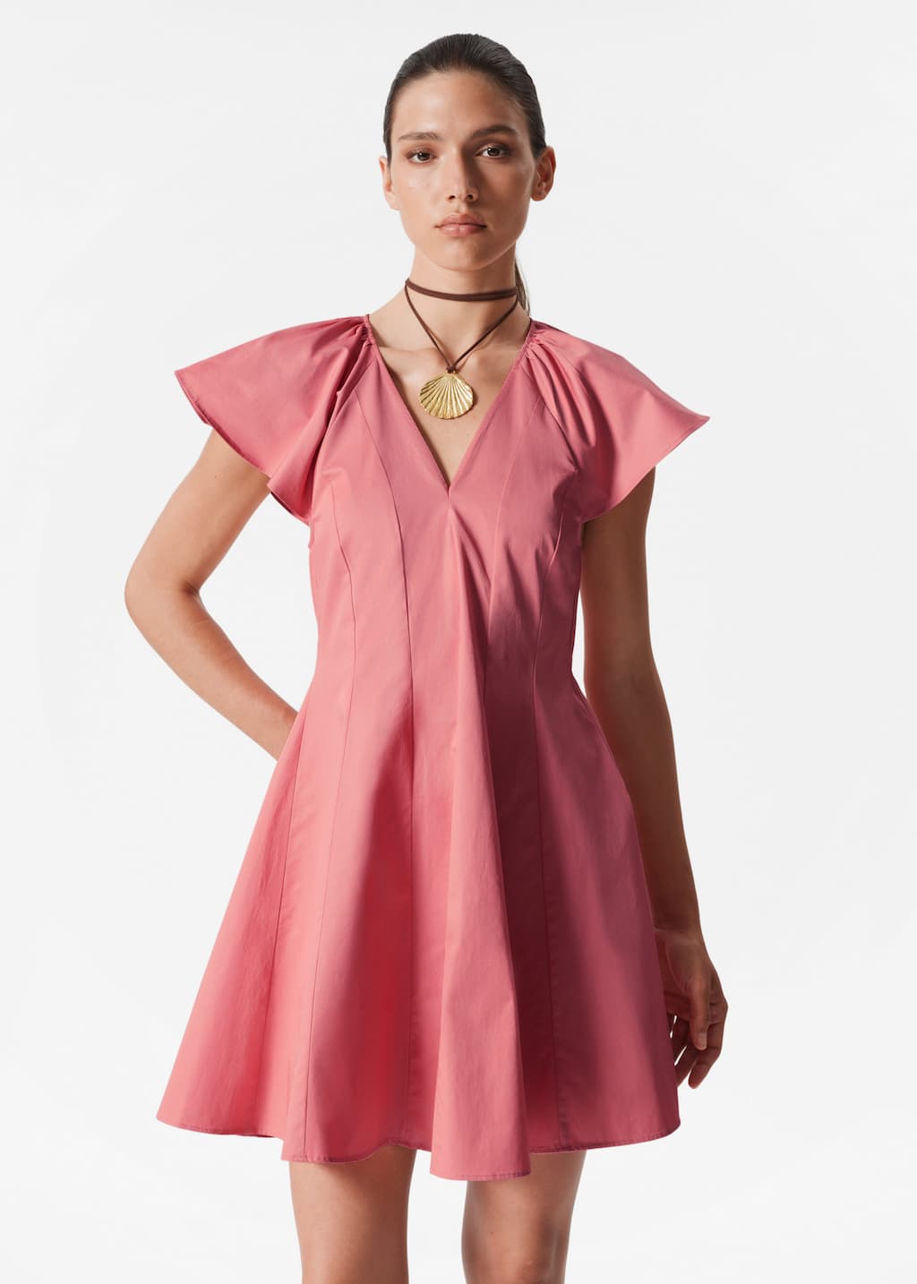 Ausgestelltes Minikleid - Schwarz - Lookbook