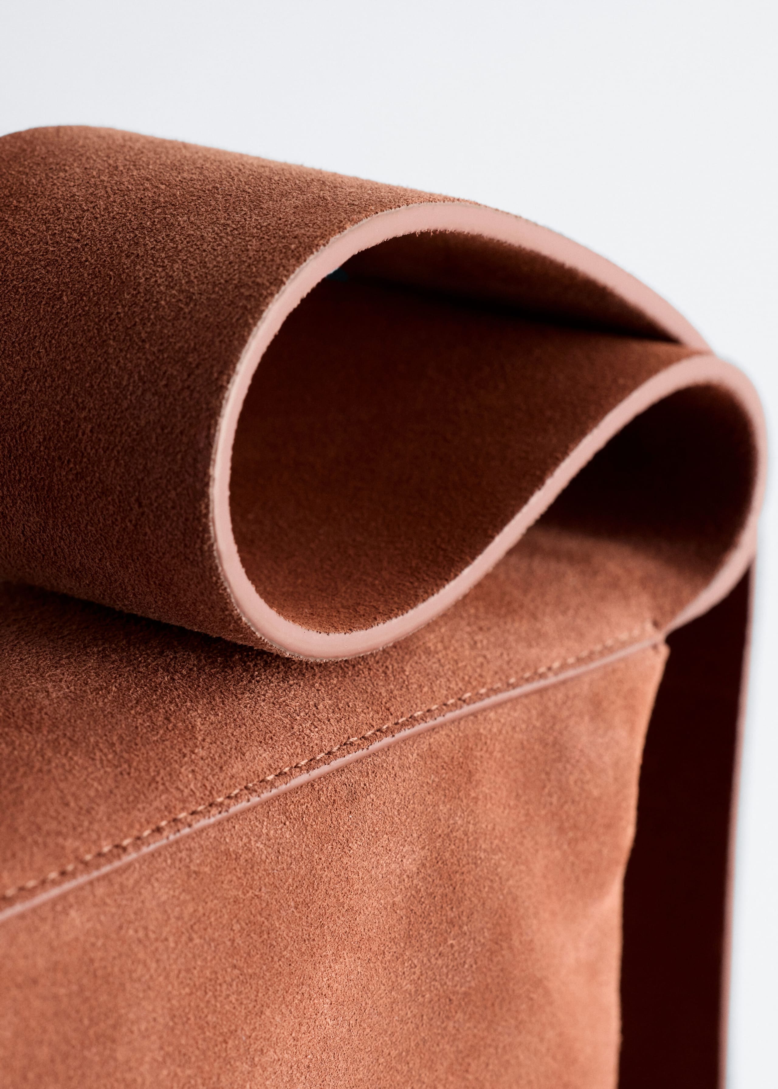 Borsa tote piccola - {{variantName}} - Descrizione dettagliata