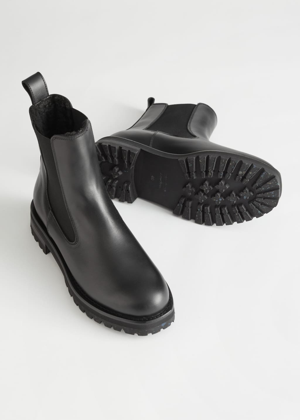 Teddy Lined Leather Chelsea Boots - Black - Bodegón