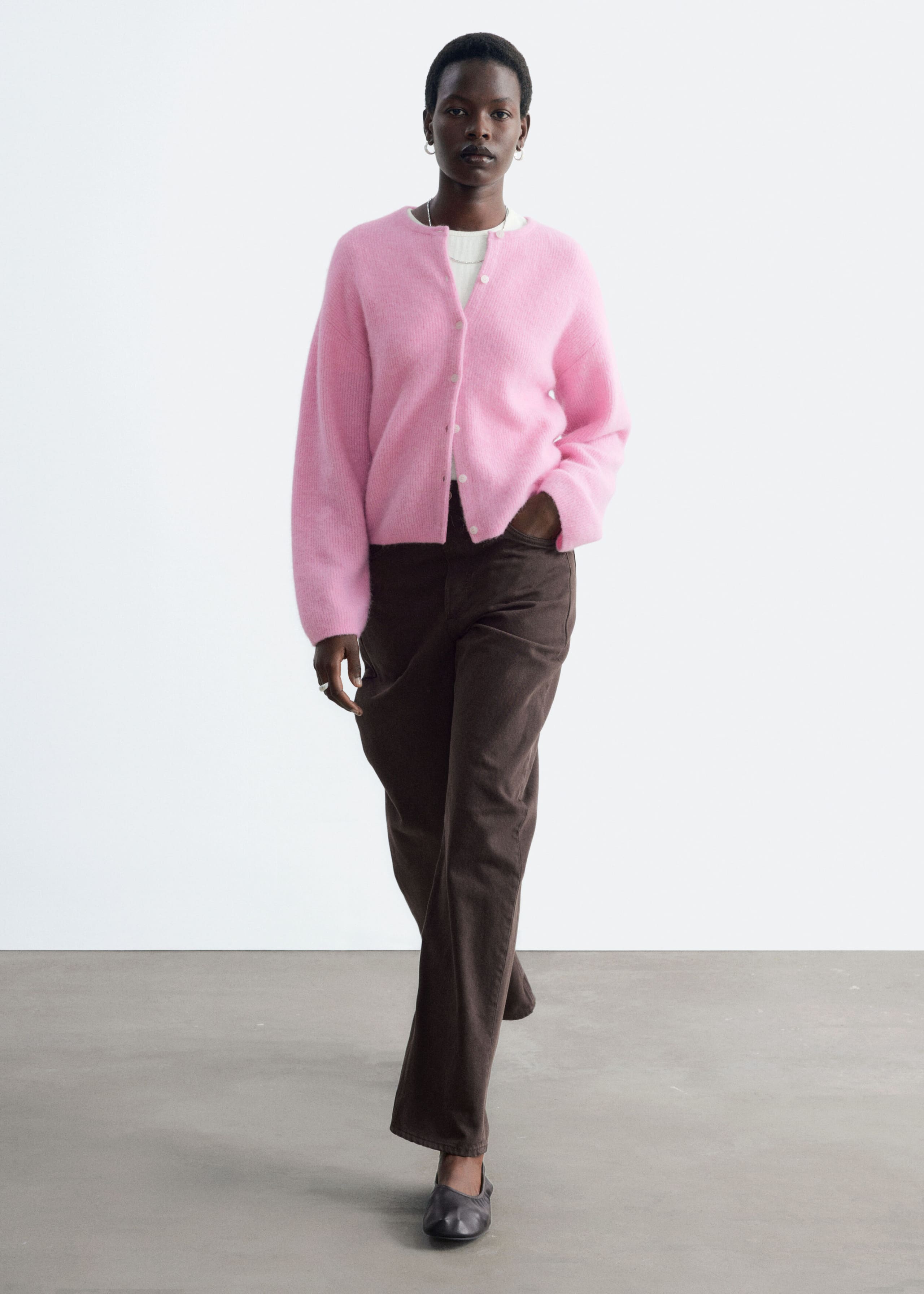 Stickad cardigan i alpackablandning – Vit – lookbook