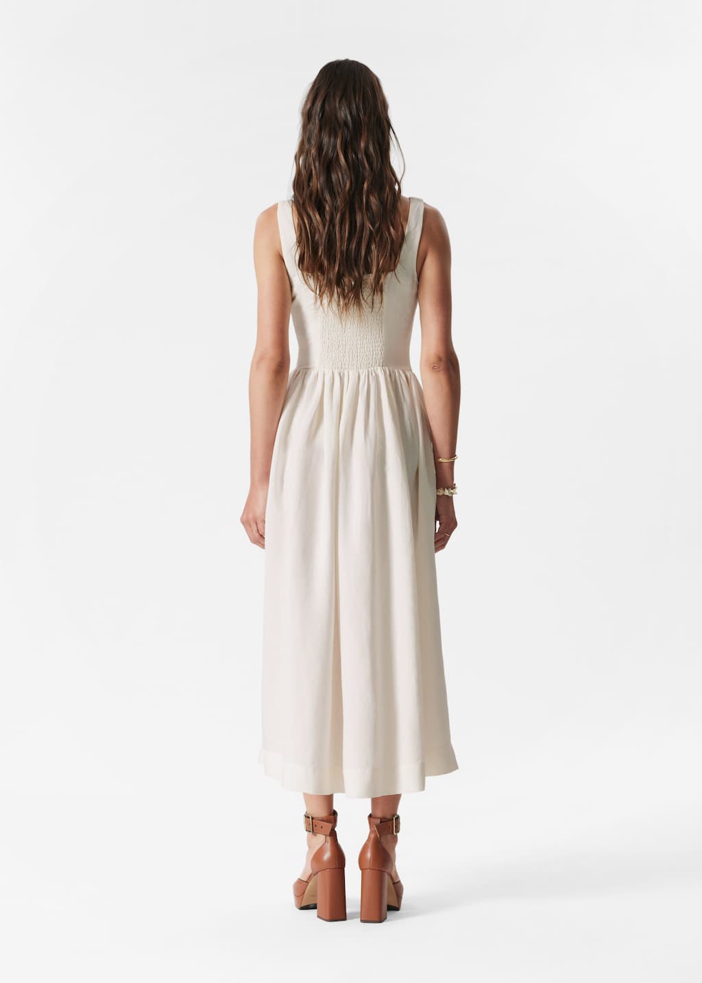 Ausgestelltes Midikleid - Weiß - Lookbook