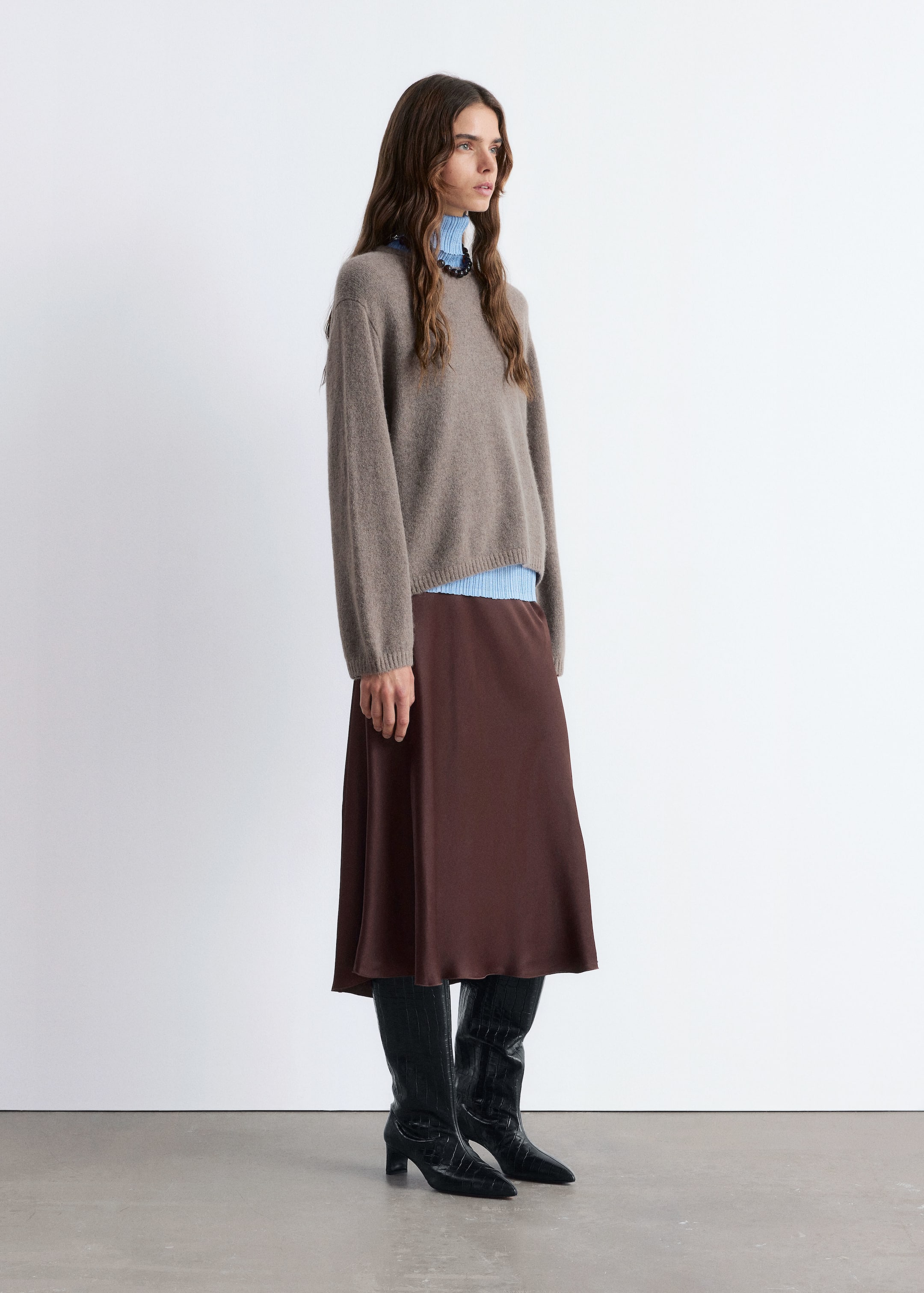 Visa större bild: Stickad tröja i alpackablandning - Beige - DAM | H&M SE 4