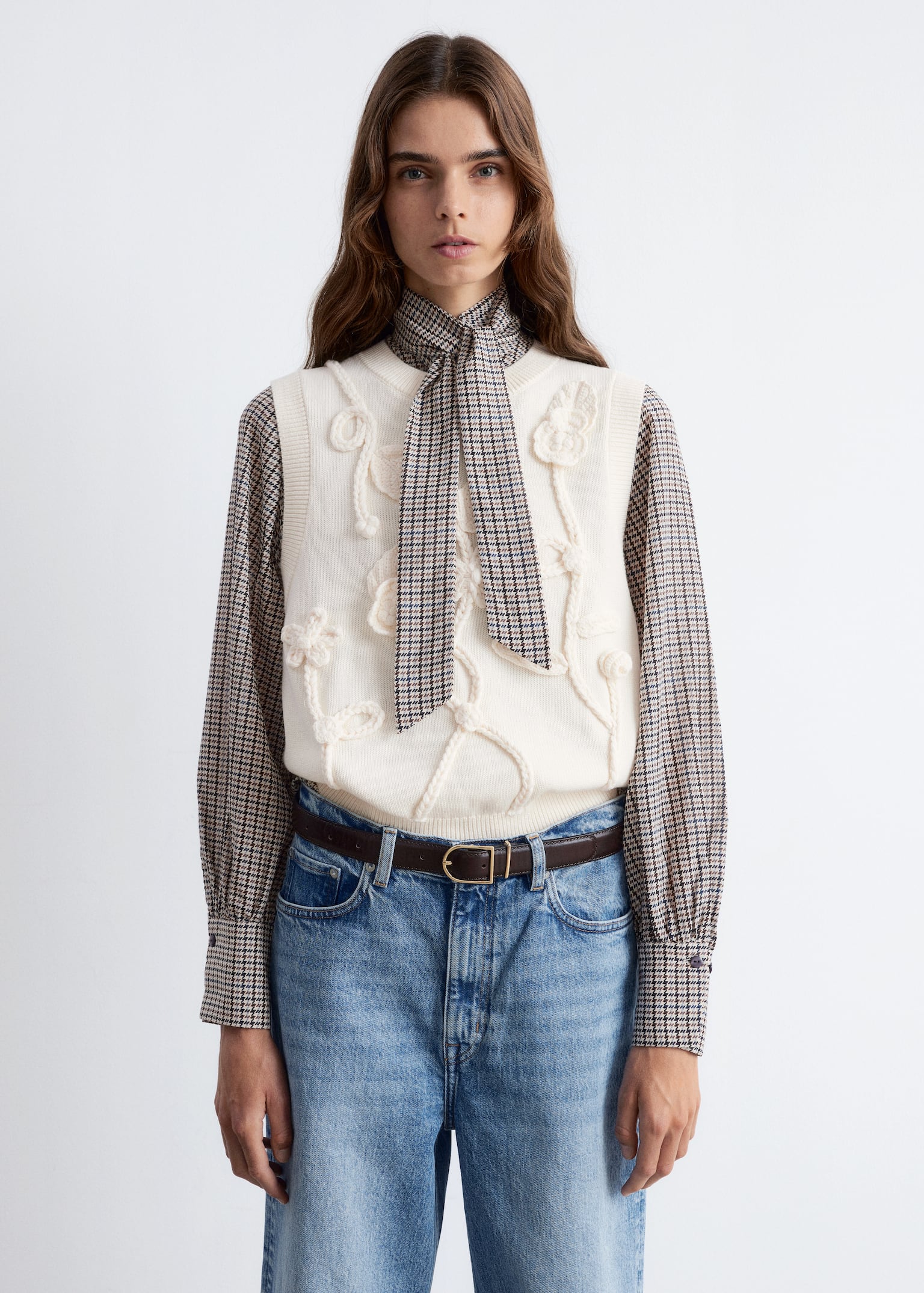 Gilet pullover con applicazioni floreali - Crema