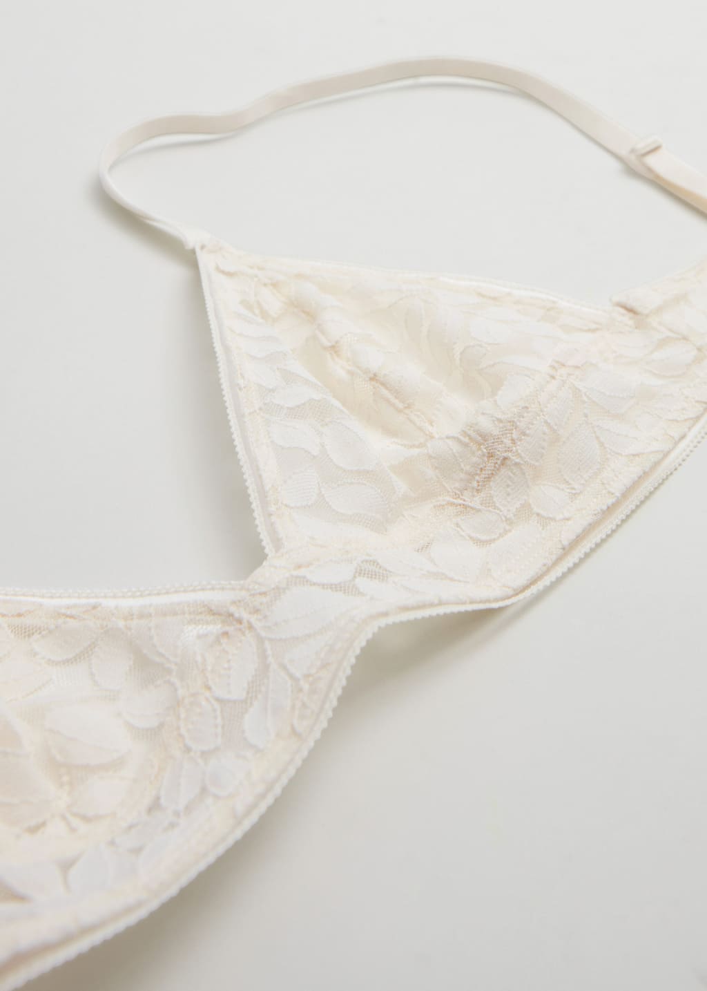 Leaf Lace Triangle Bra - {{variantName}} - Descriptive Detail