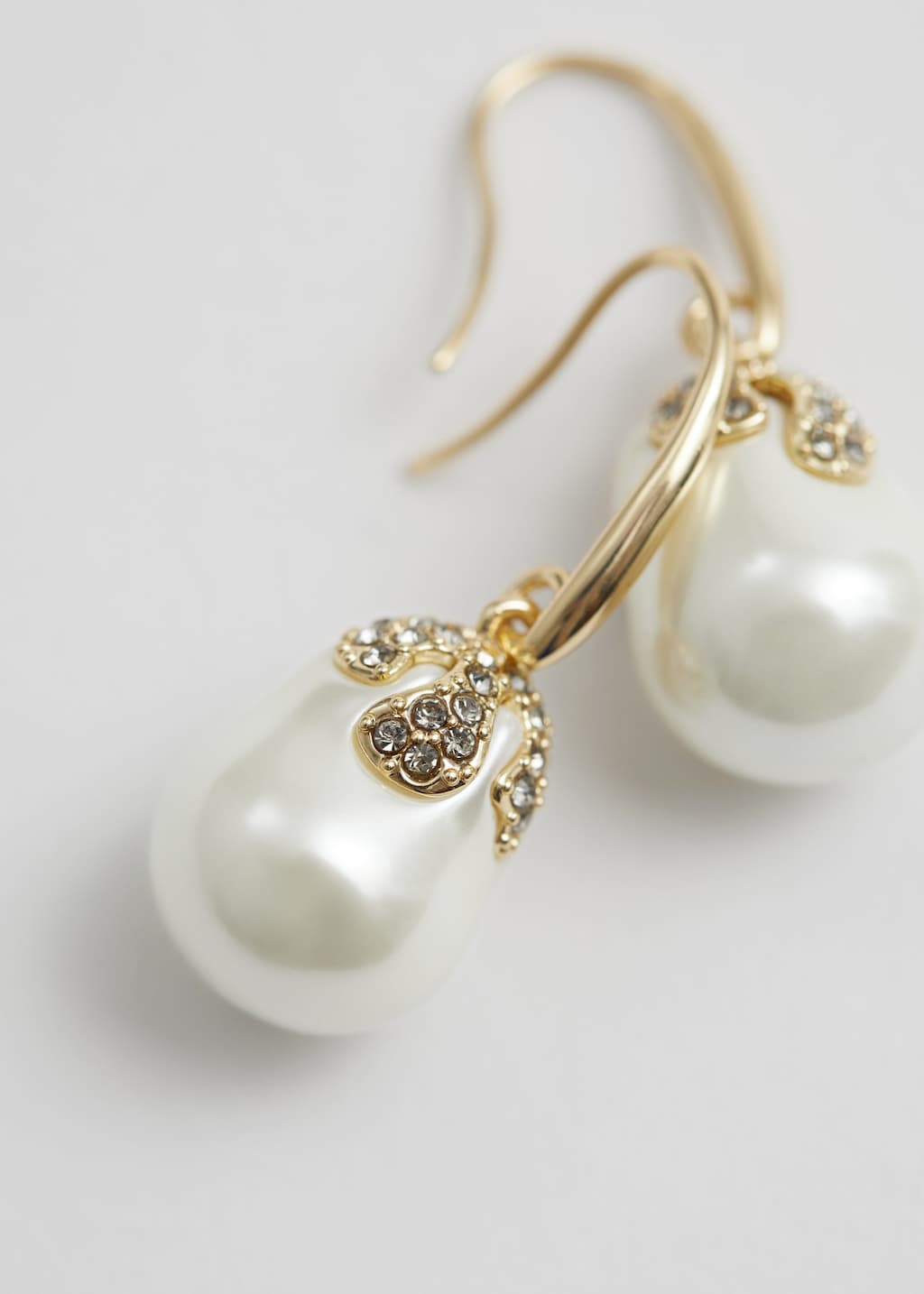 Pendants d’oreilles à perles - {{variantName}} - Descriptive Detail