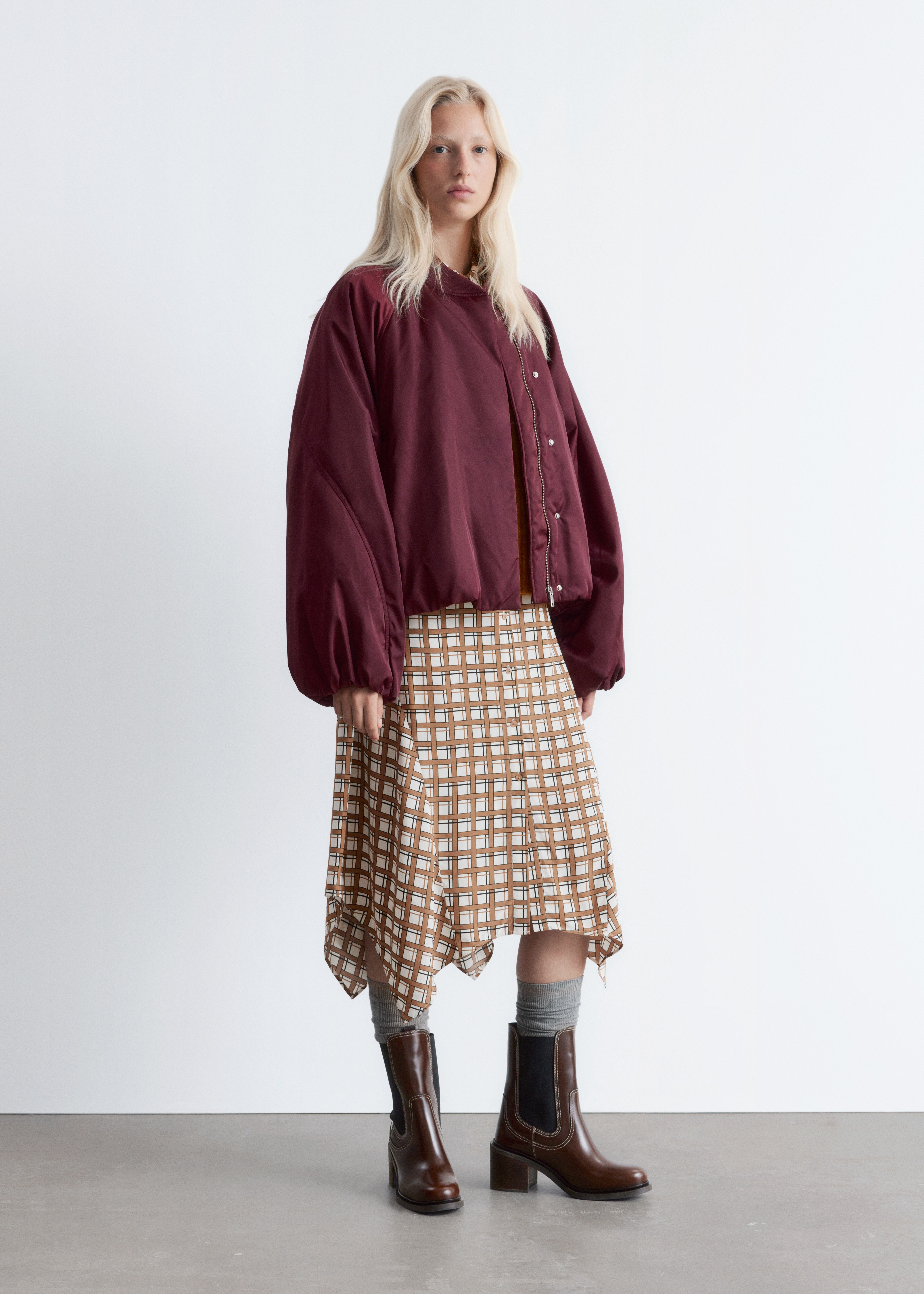 Heeled Leather Chelsea Boots - Dark Brown/Black