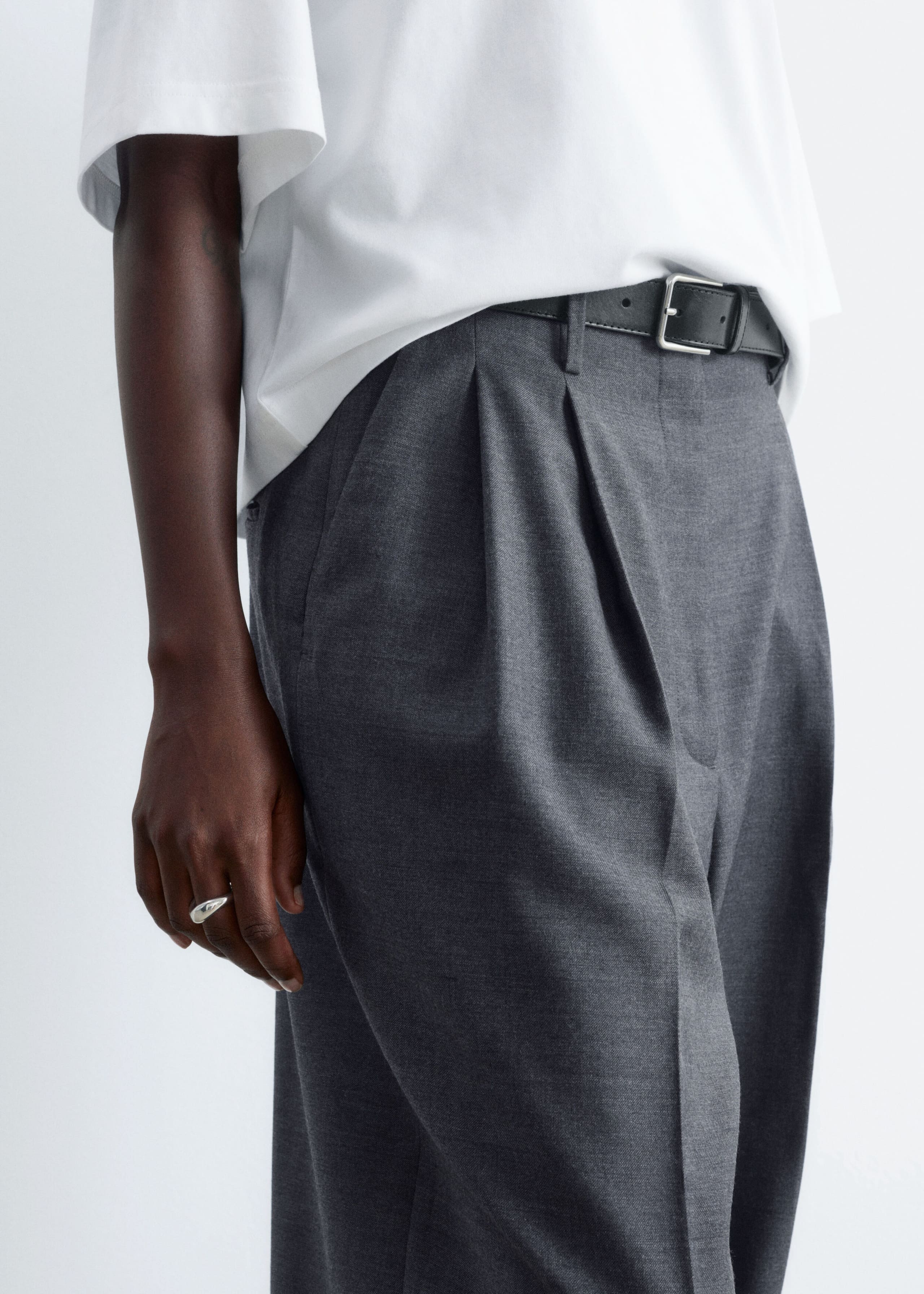 High-Waist Tailored Trousers - Grey - Still Life
