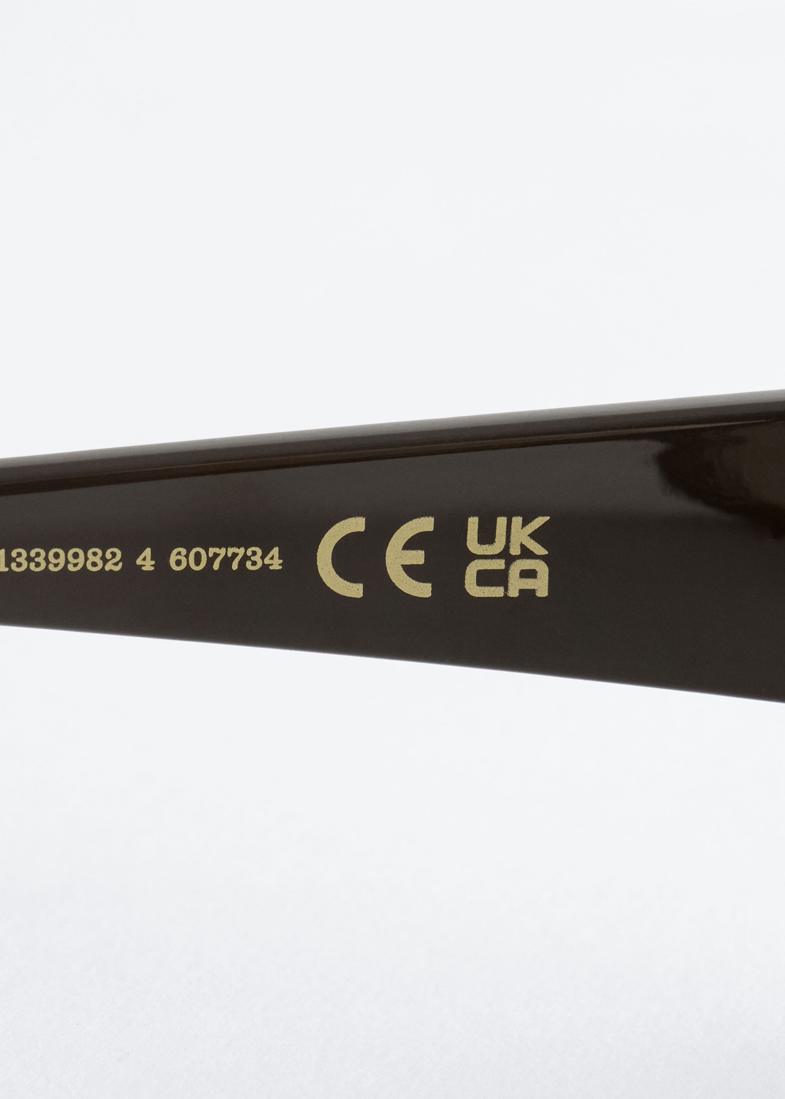 Oversized Curved Sunglasses - {{variantName}} - Descriptive Detail
