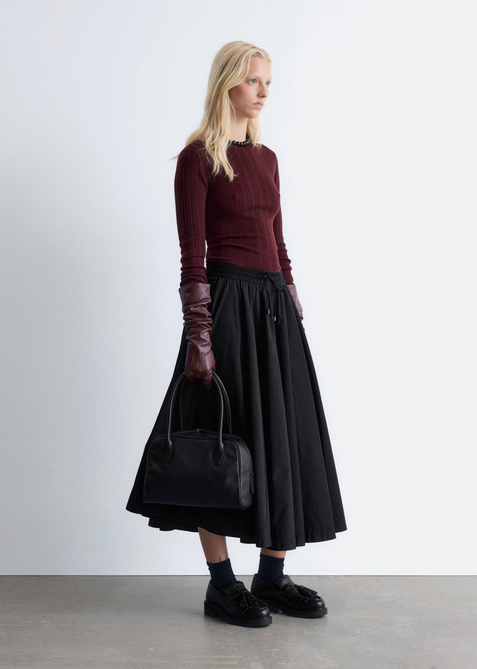 Rib-Knit Wool Boatneck Top - Dark Red/Dark Brown