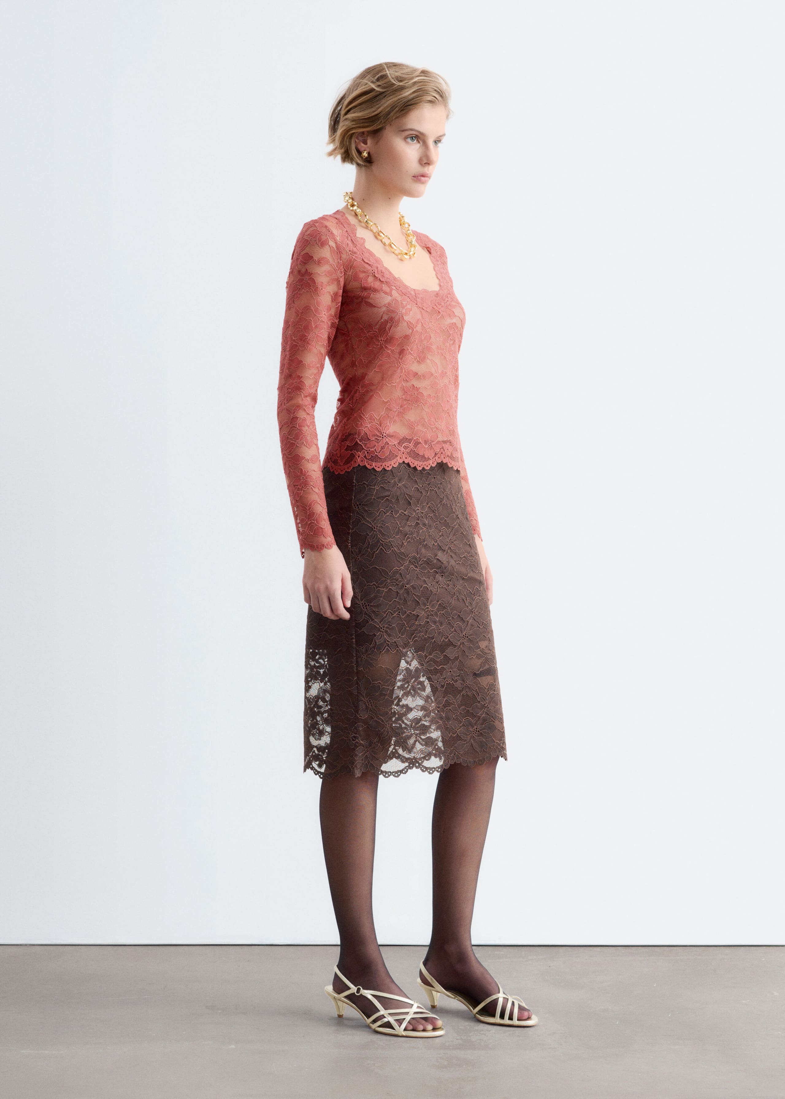 Lace Scoop-Neck Top - Red - Lookbook