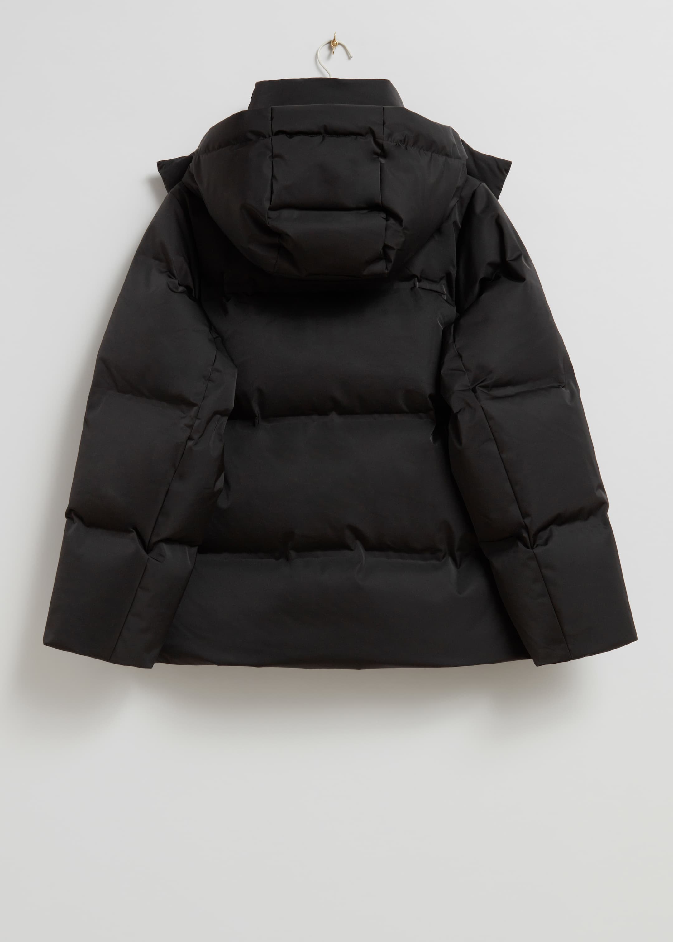 Näytä suurempi kuva: Untuvatakki - Musta - NAISET | H&M FI 2