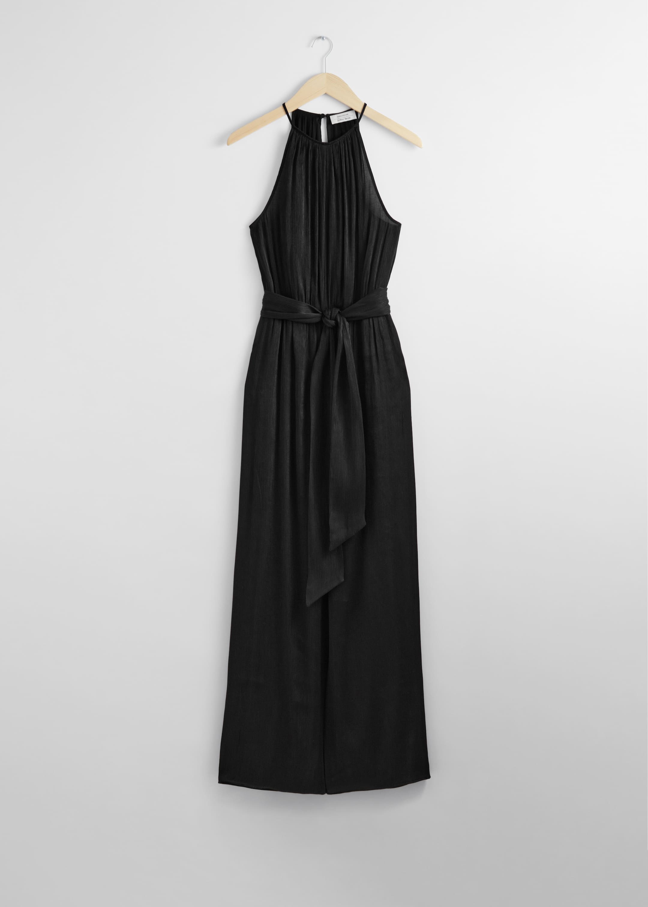 Grösseres Bild ansehen: Neckholder-Jumpsuit mit Gürtel - Schwarz - DAMEN | H&M CH 1