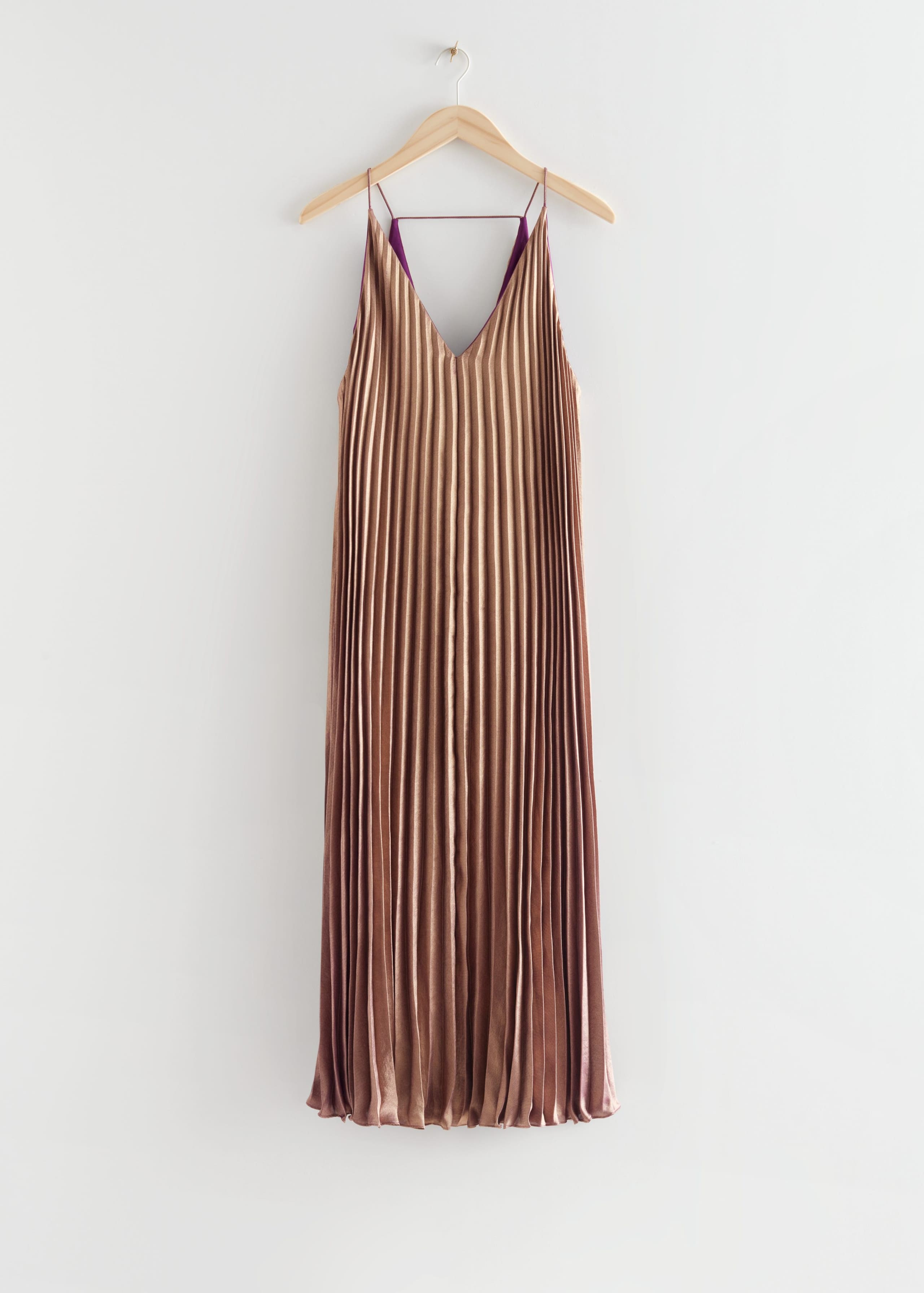 Midi-Trägerkleid mit Falten - Lila - Stillleben