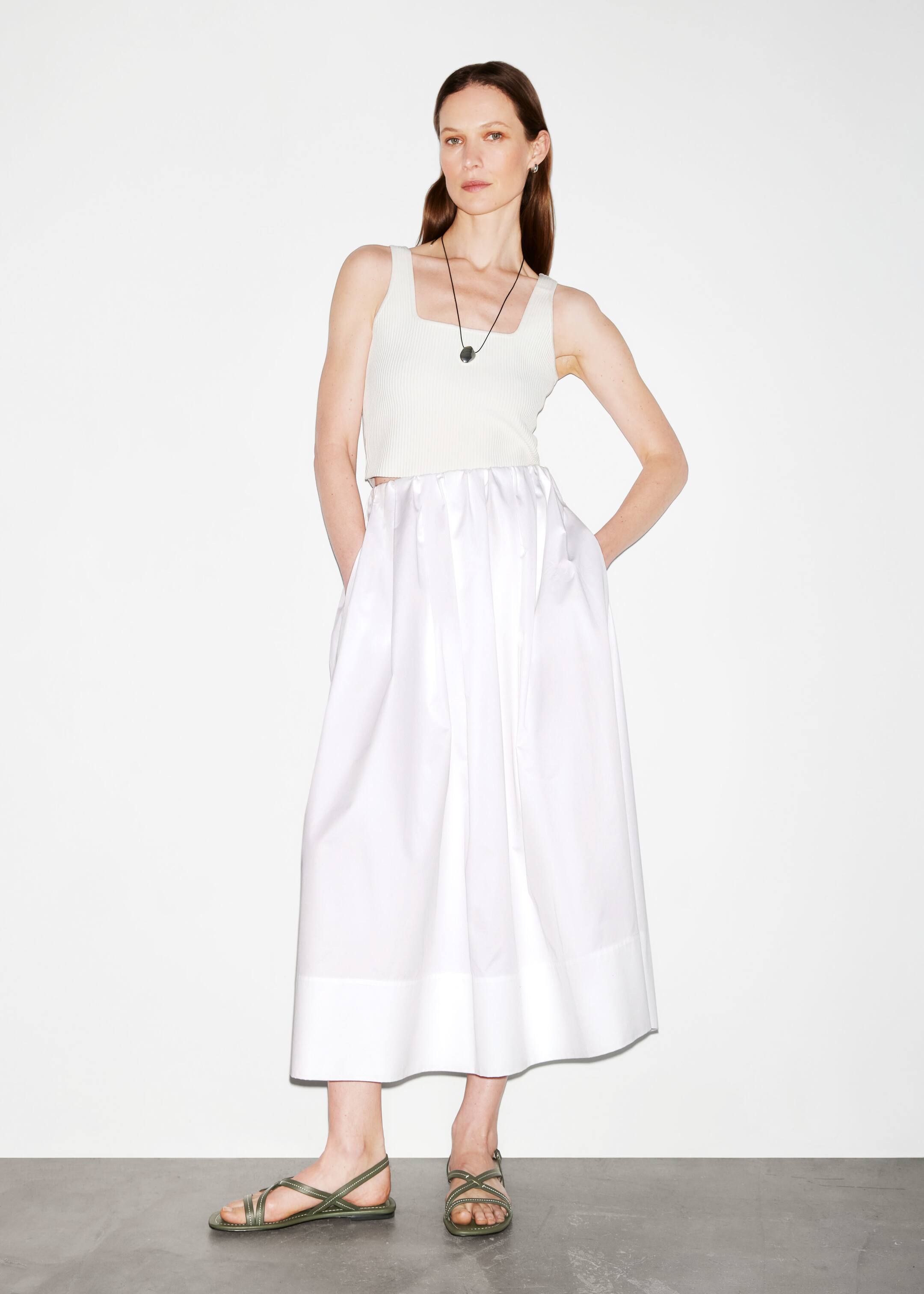 Vezi imaginea mai mare: Sandale din piele cu barete - Khaki Green - FEMEI | H&M RO 2