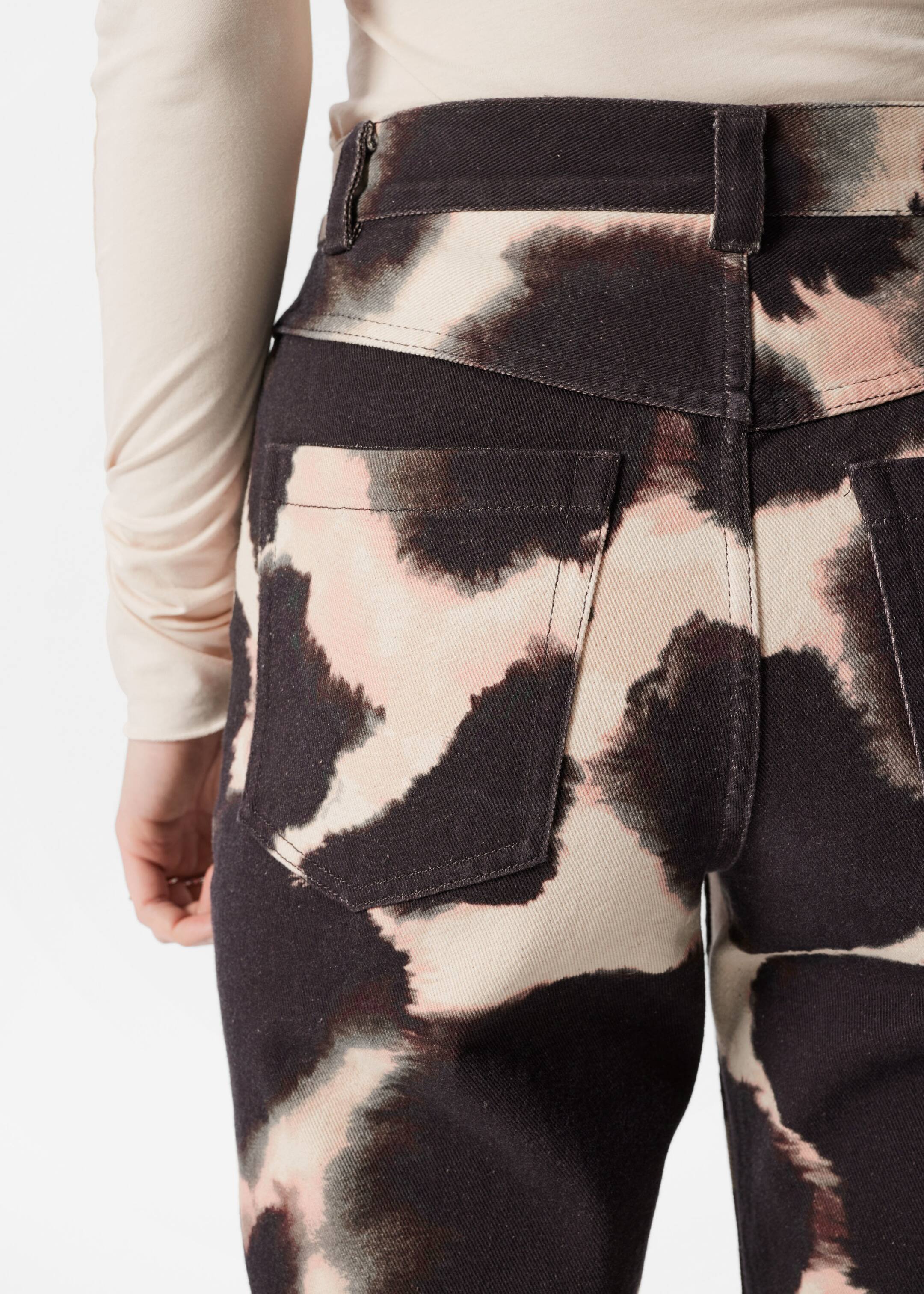 Grotere afbeelding bekijken: Broek met rechte pijpen - Bruin met print - DAMES | H&M NL 4