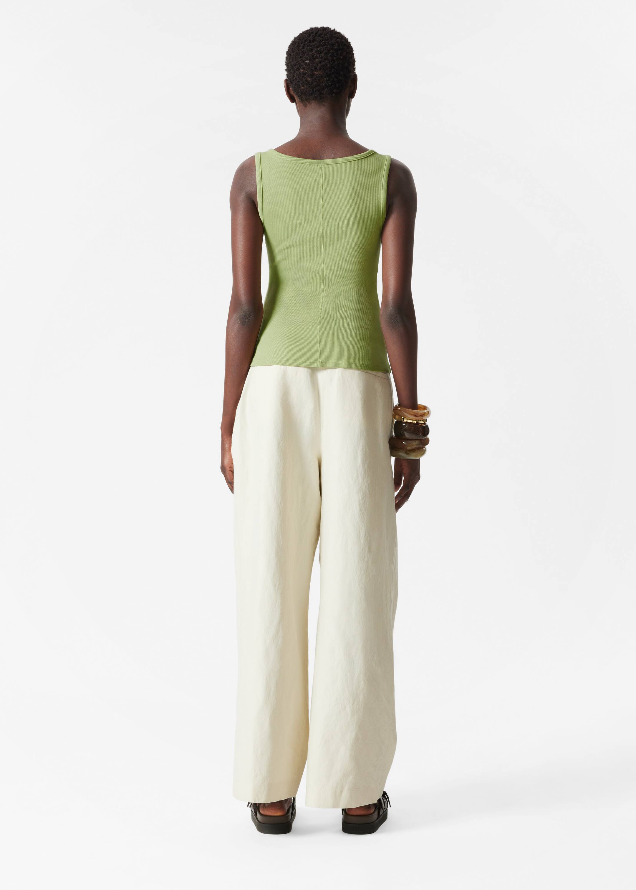 Ver imagen más grande: Camiseta de tirantes con detalle de hebilla - Verde - MUJER | H&M ES 4