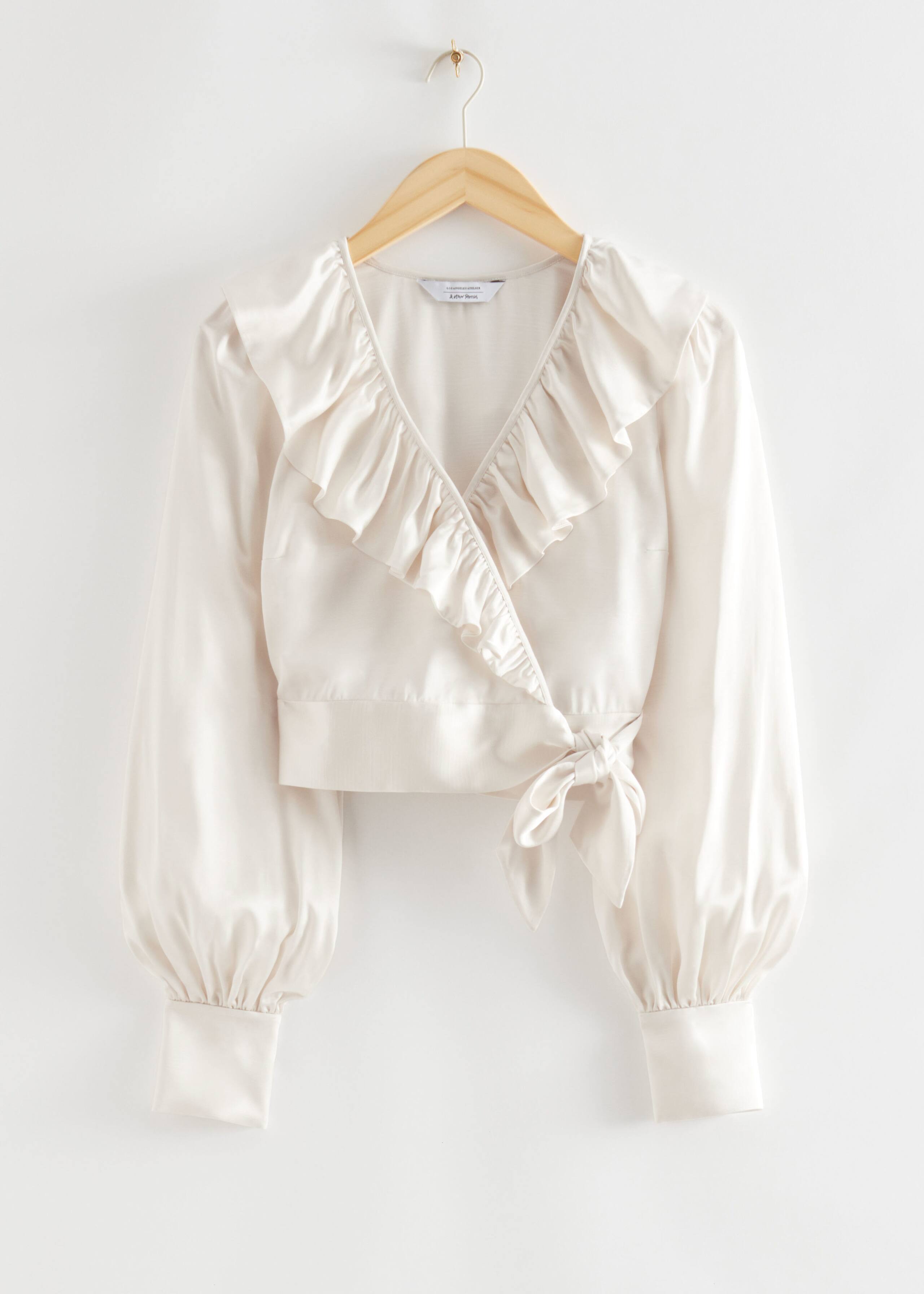 RuffleNeckWrapBlouse - White - Natura morta
