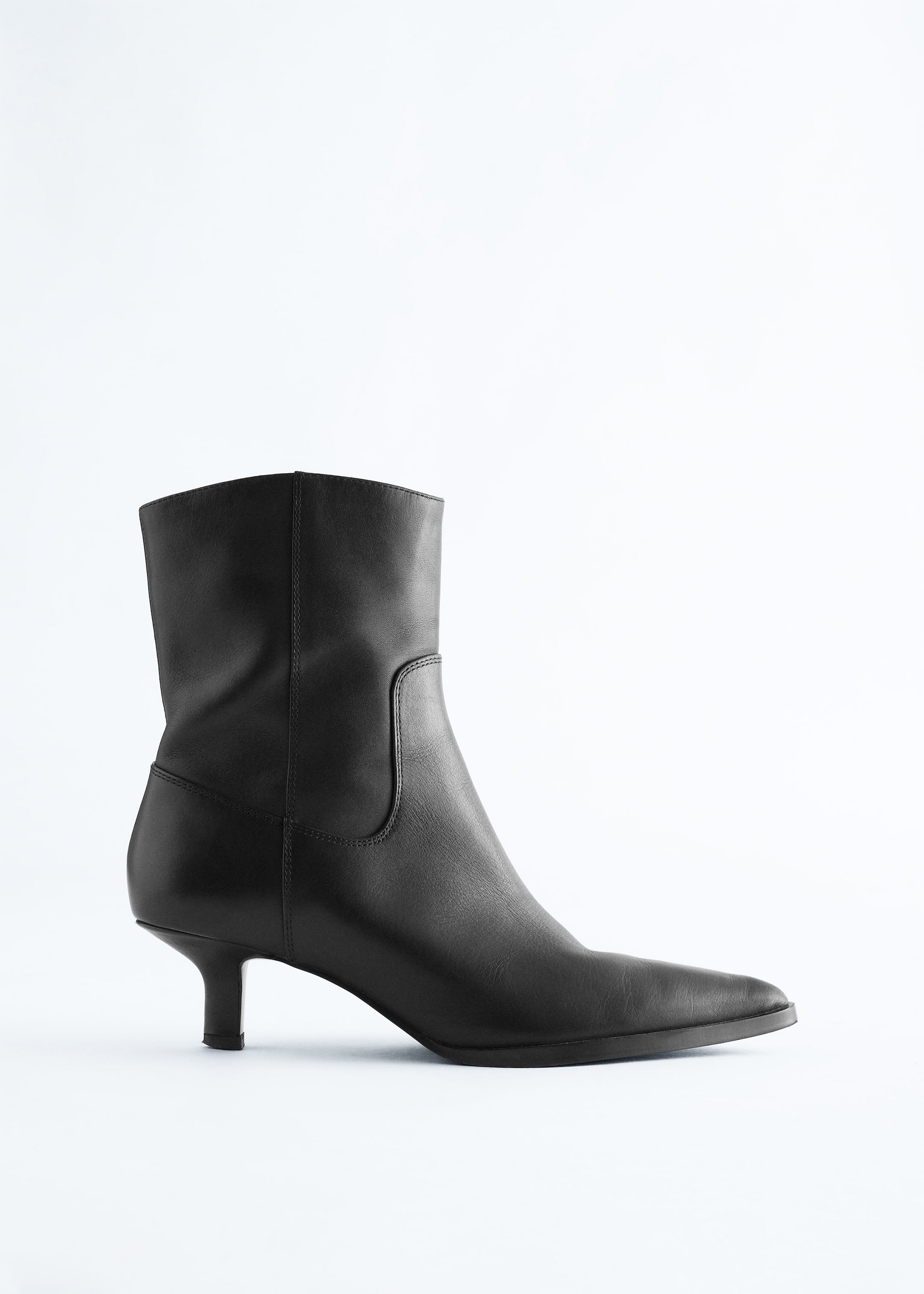 Visa större bild: Ankelboots med taxklack - Svart - DAM | H&M SE 1