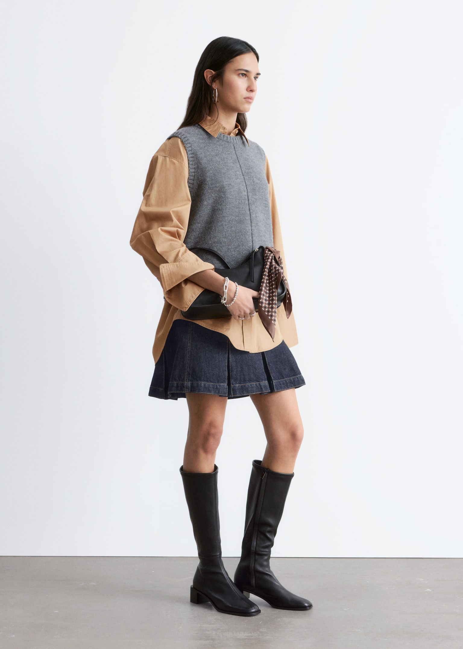 Knitted Sweater Vest - Dark Grey - 3