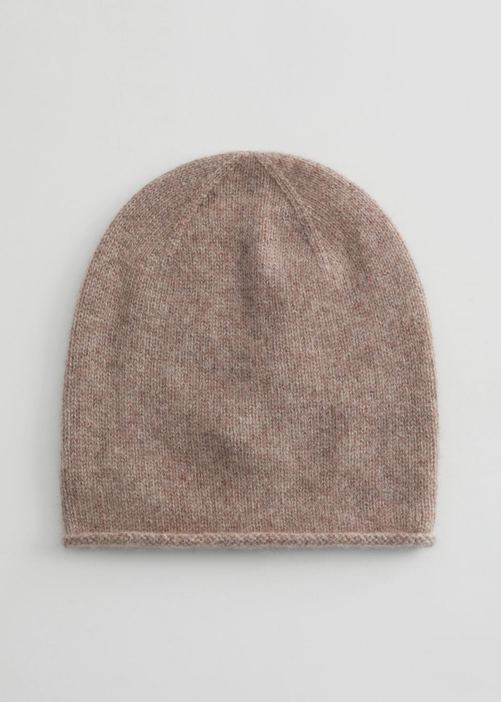 CashmereBeanie – Mahoniowy – Martwa natura