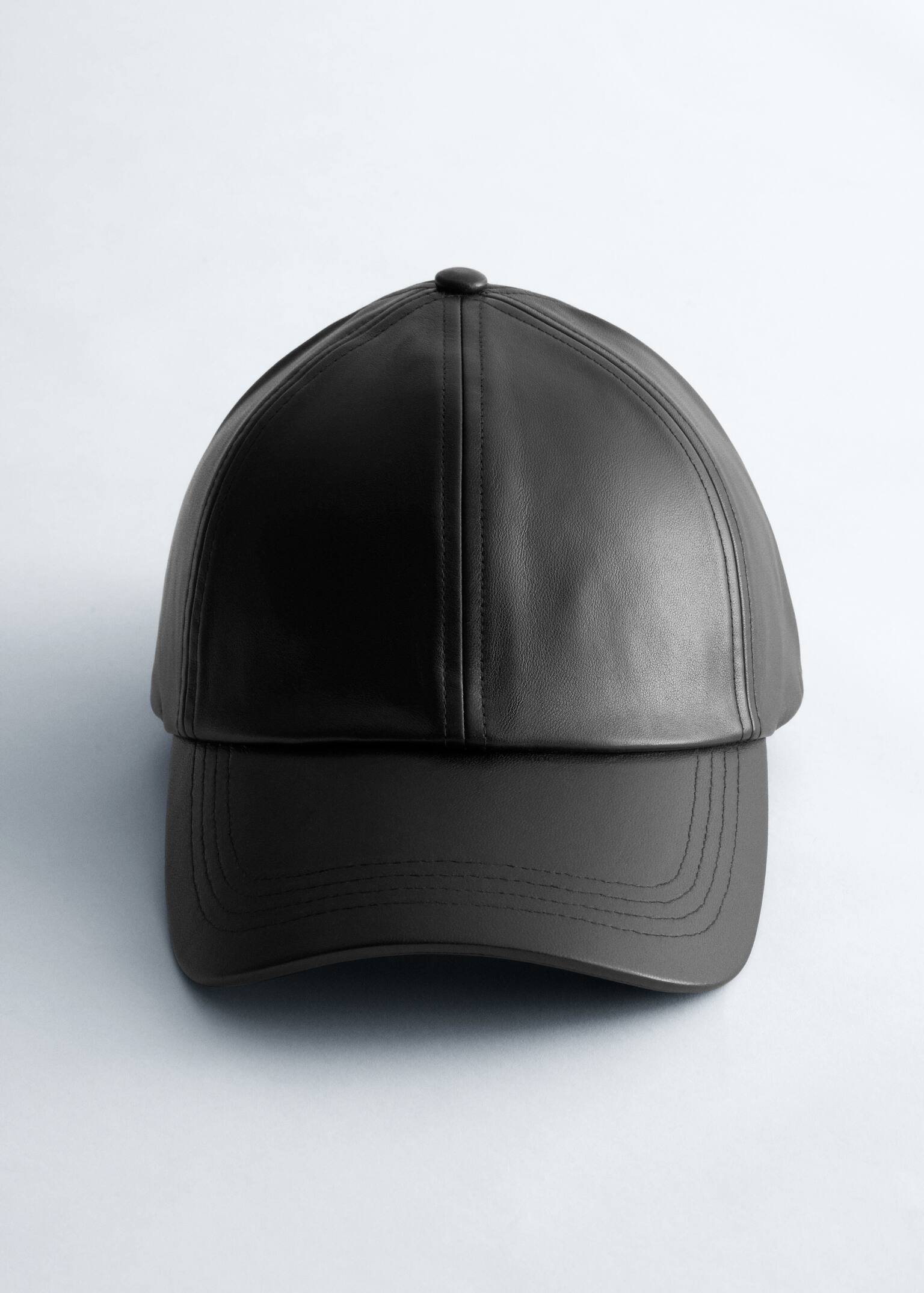 כובע עור - שחור - 2