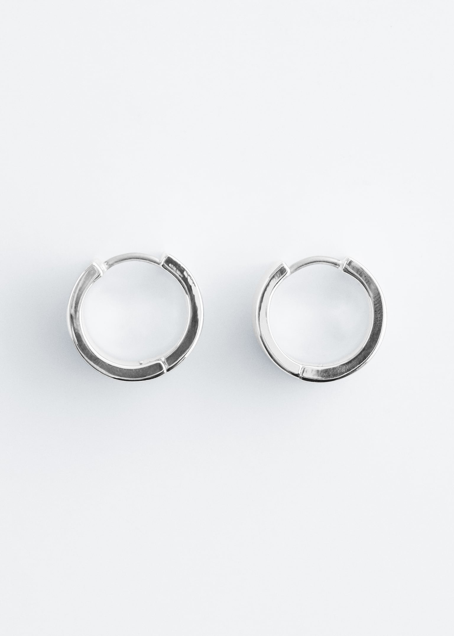 Chunky Angular Hoop Earrings - Silver/Gold