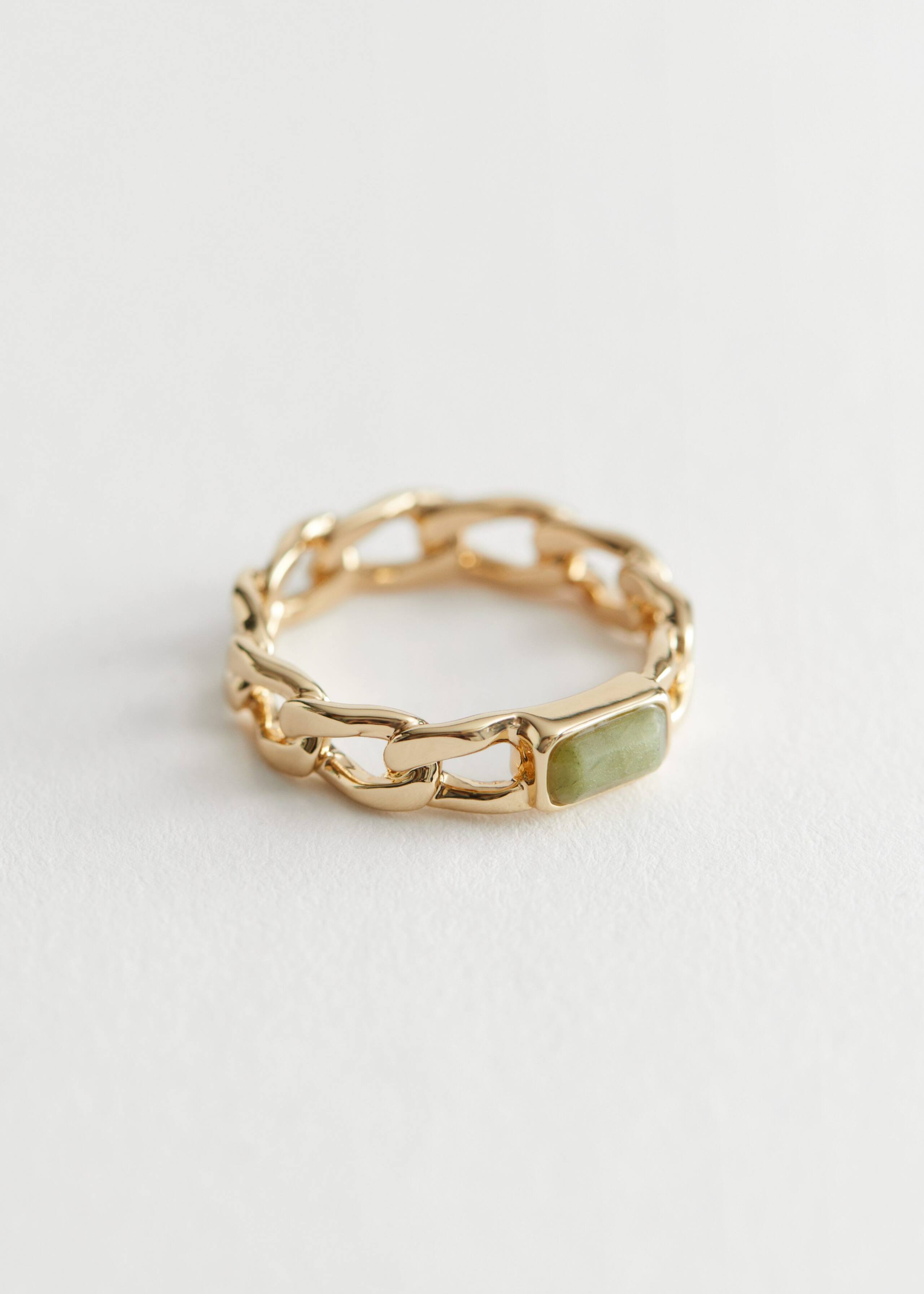 Gemstone Chain Ring - Green Stone - Still Life