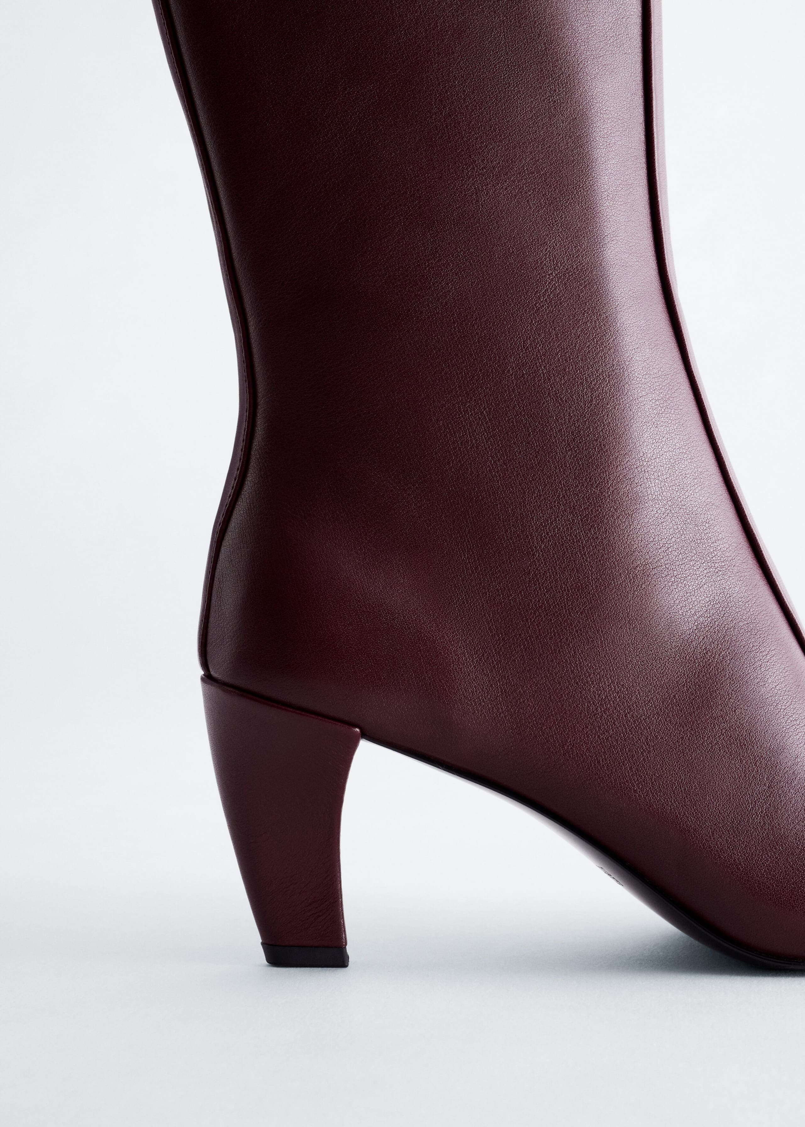 Knee-High Leather Boots - {{variantName}} - Descriptive Detail