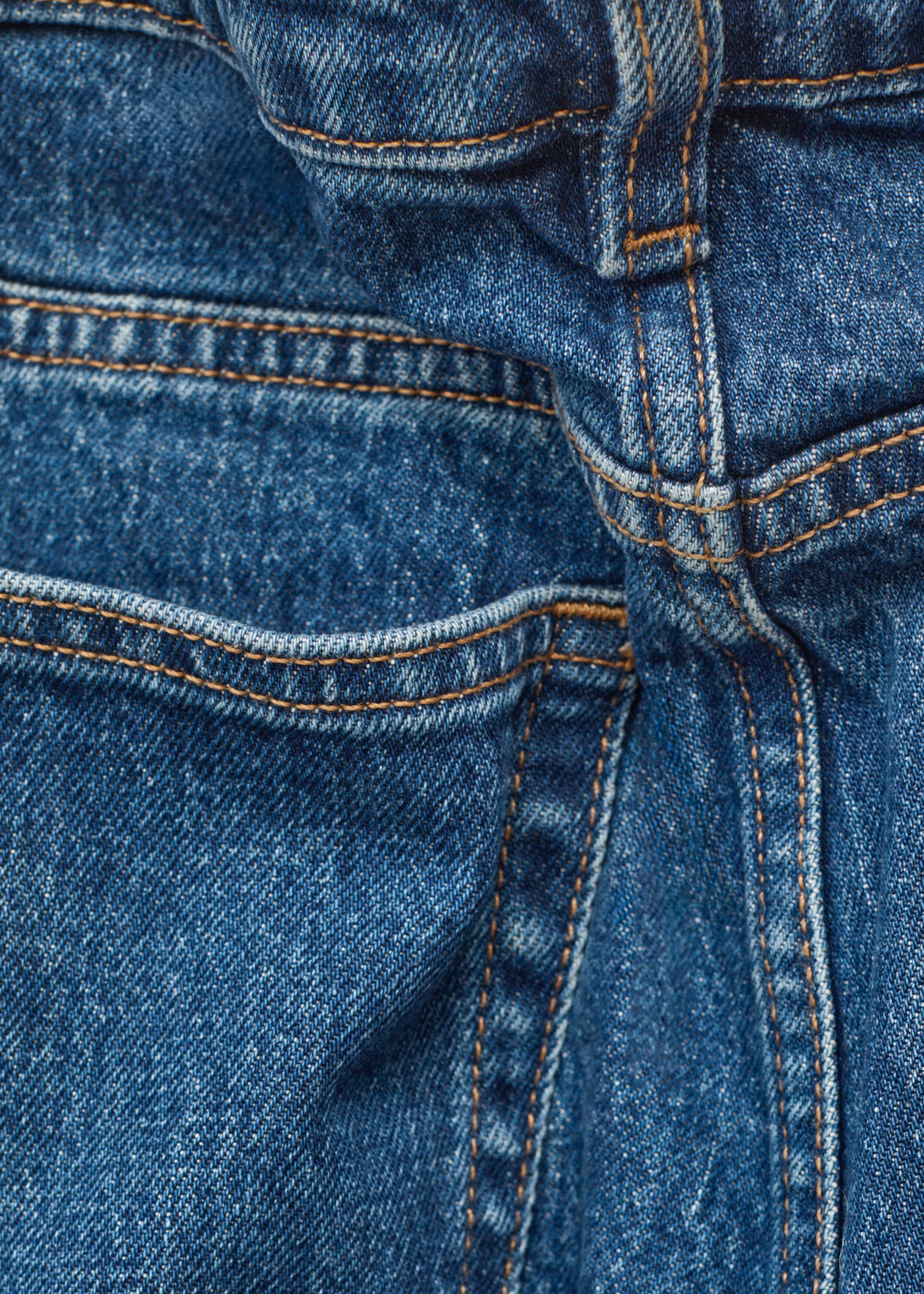 Croppade jeans med vida ben – {{variantName}} – detaljerad beskrivning