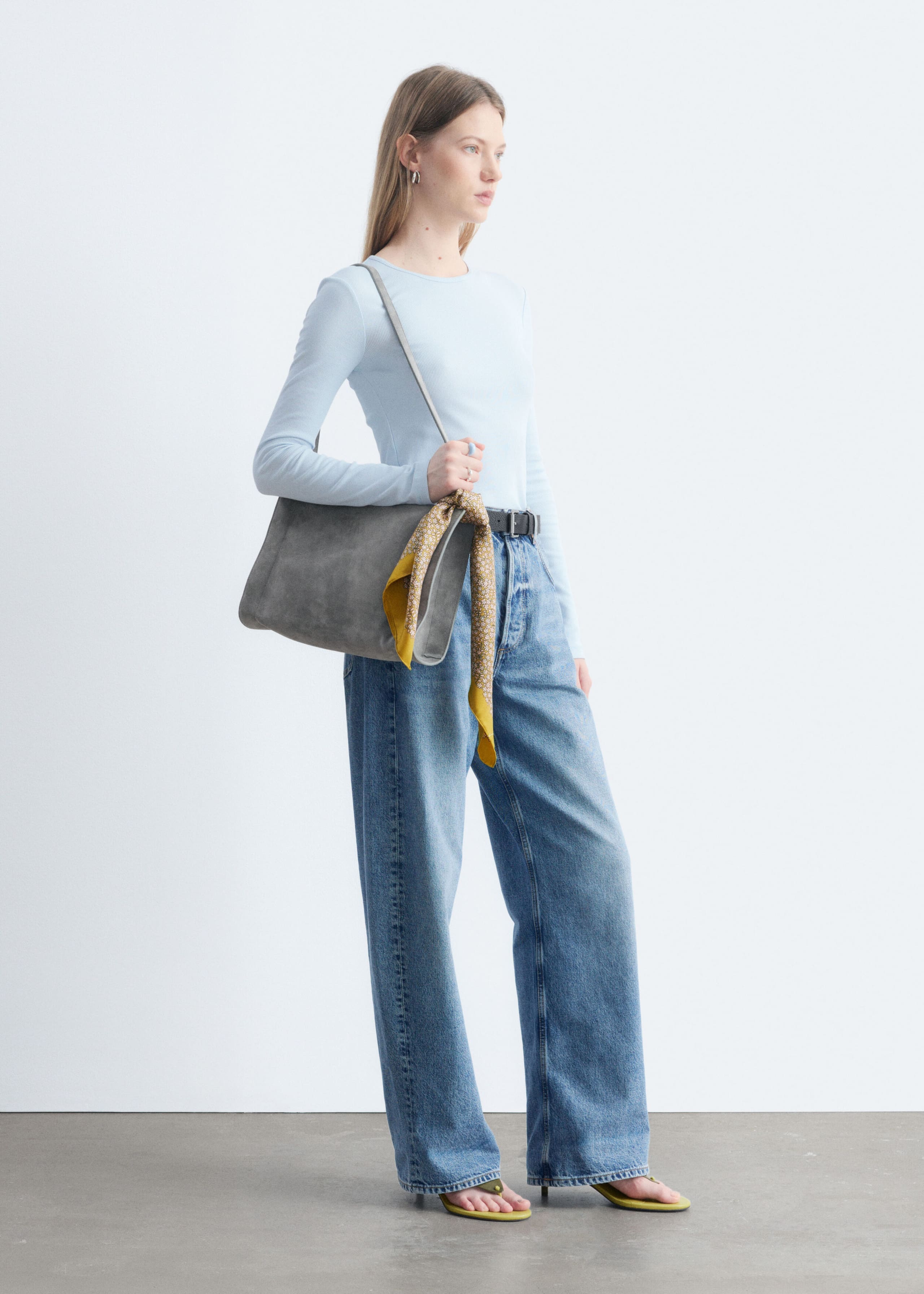 Top w prążki z długim rękawem – Czarny – Lookbook