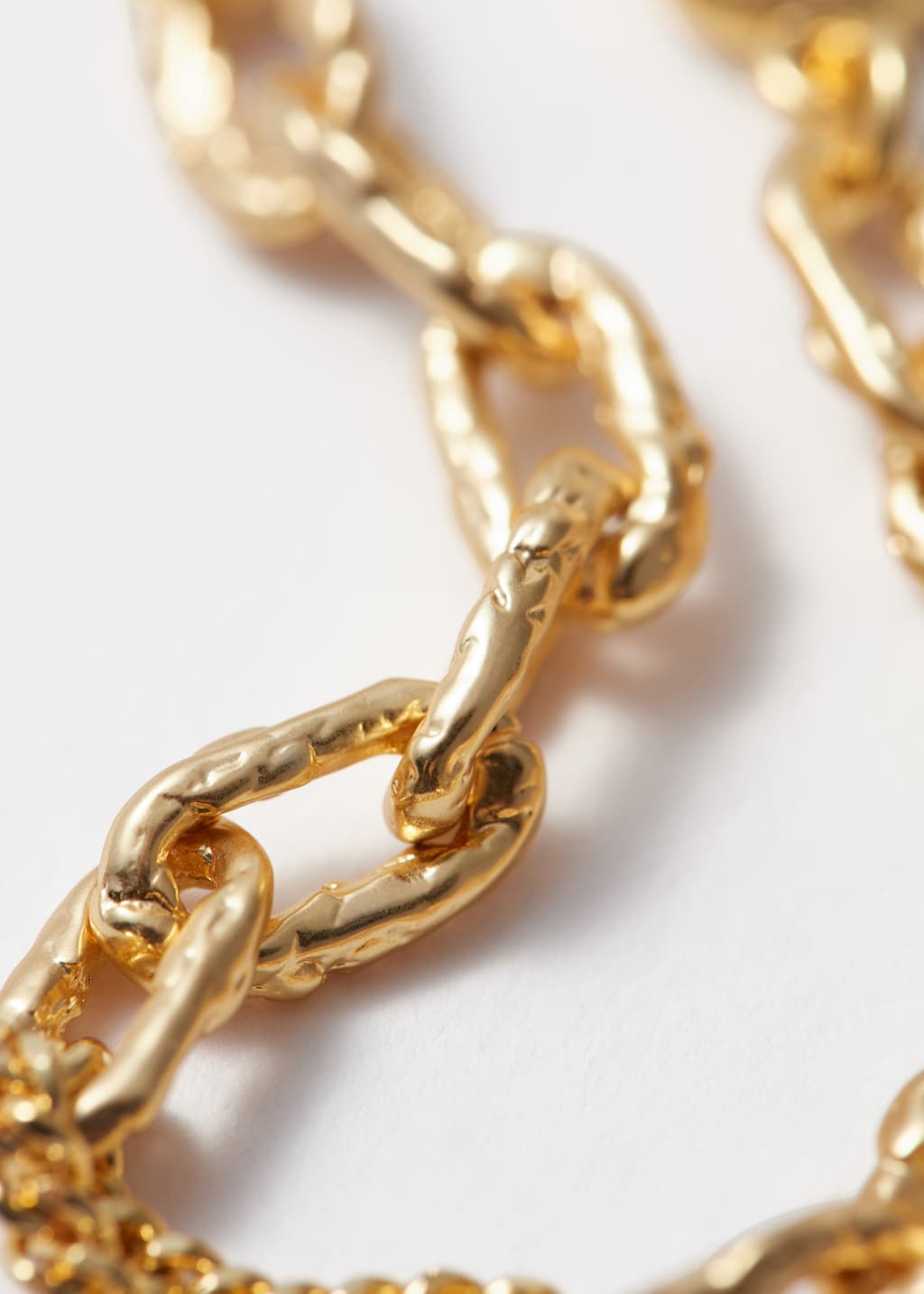 Chunky Sculpted-Link Bracelet - Gold - Still Life