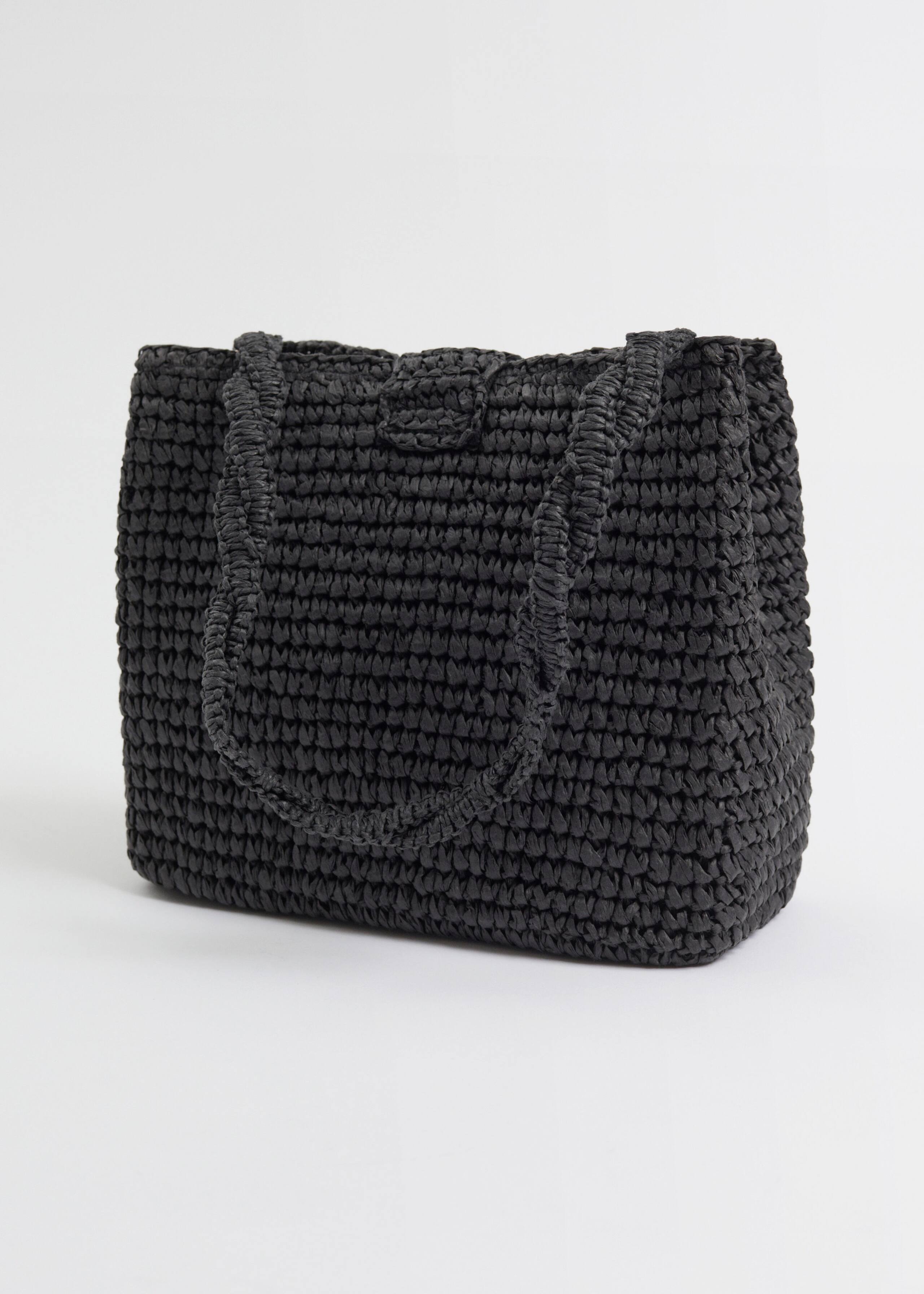 SeashellEmbellishedHandbag - Black - Stillleben