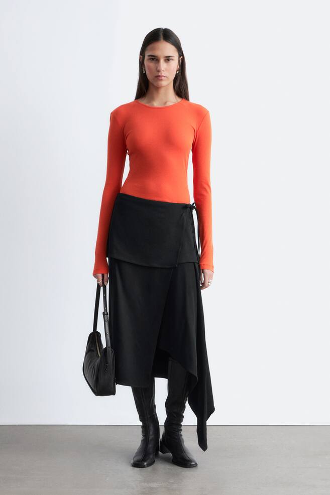 Falda midi cruzada asimétrica - Negro - 1