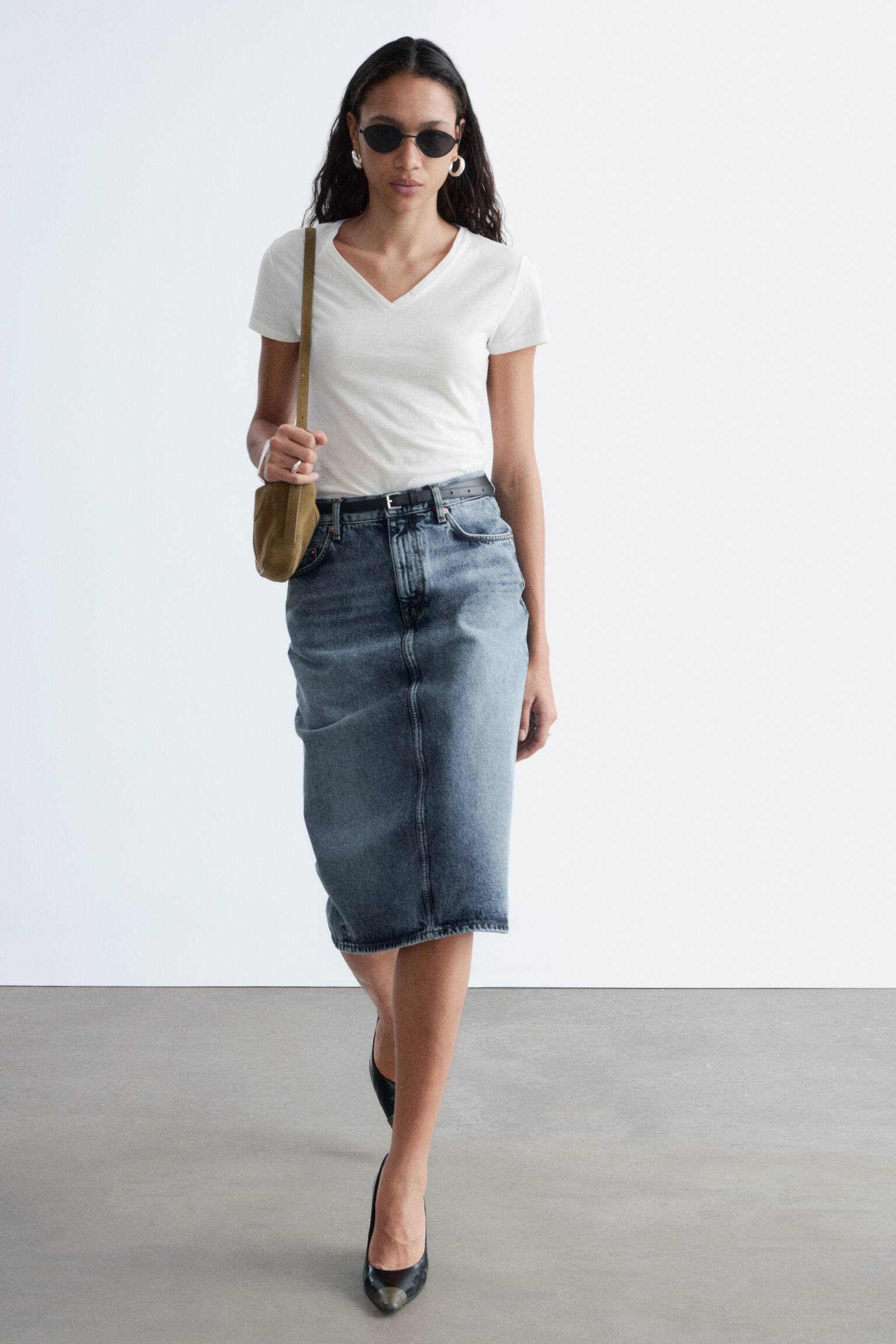 T-shirt van katoen met V-hals - Wit/Zwart - 5