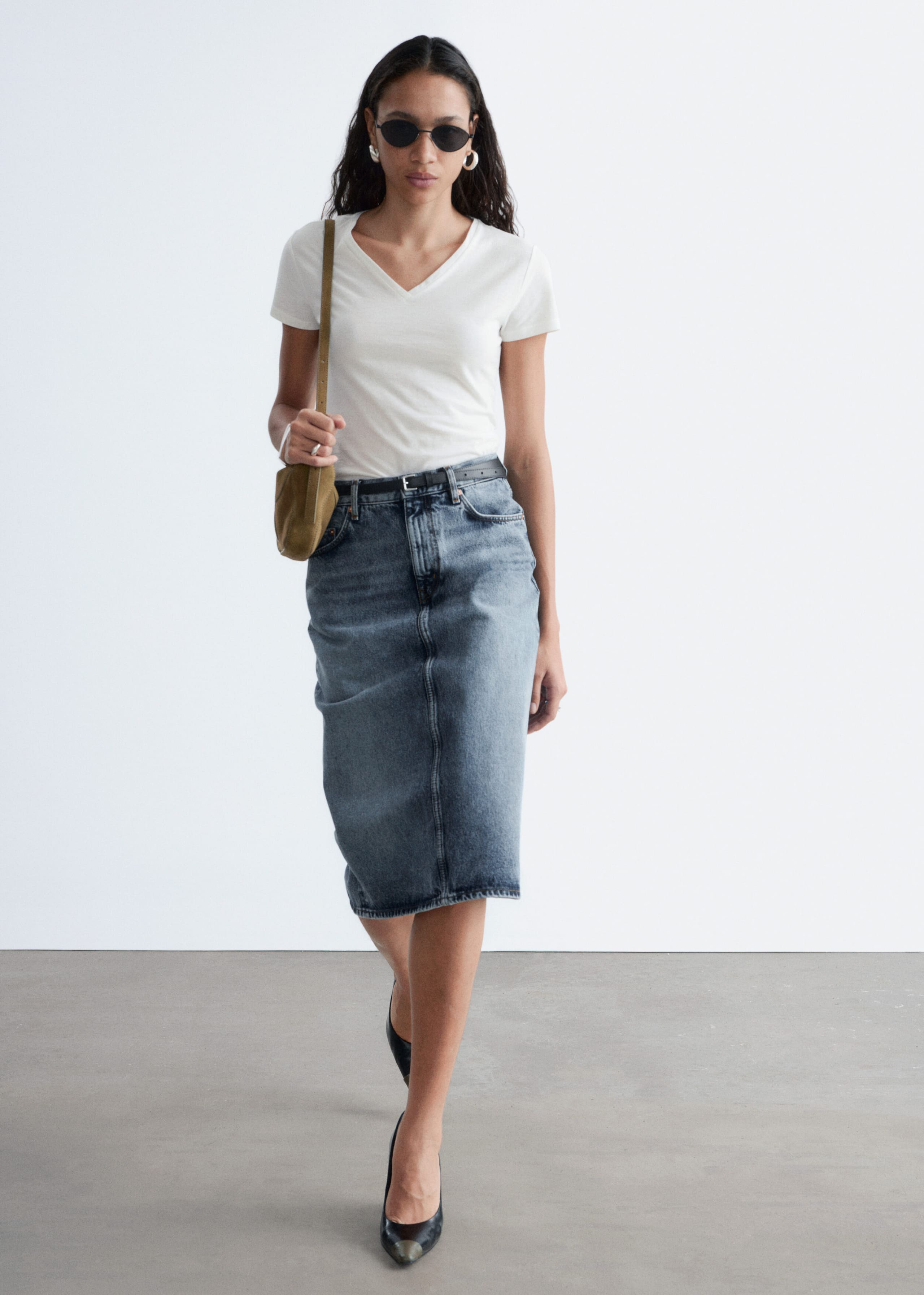 Image of V-ringad t-shirt i bomull