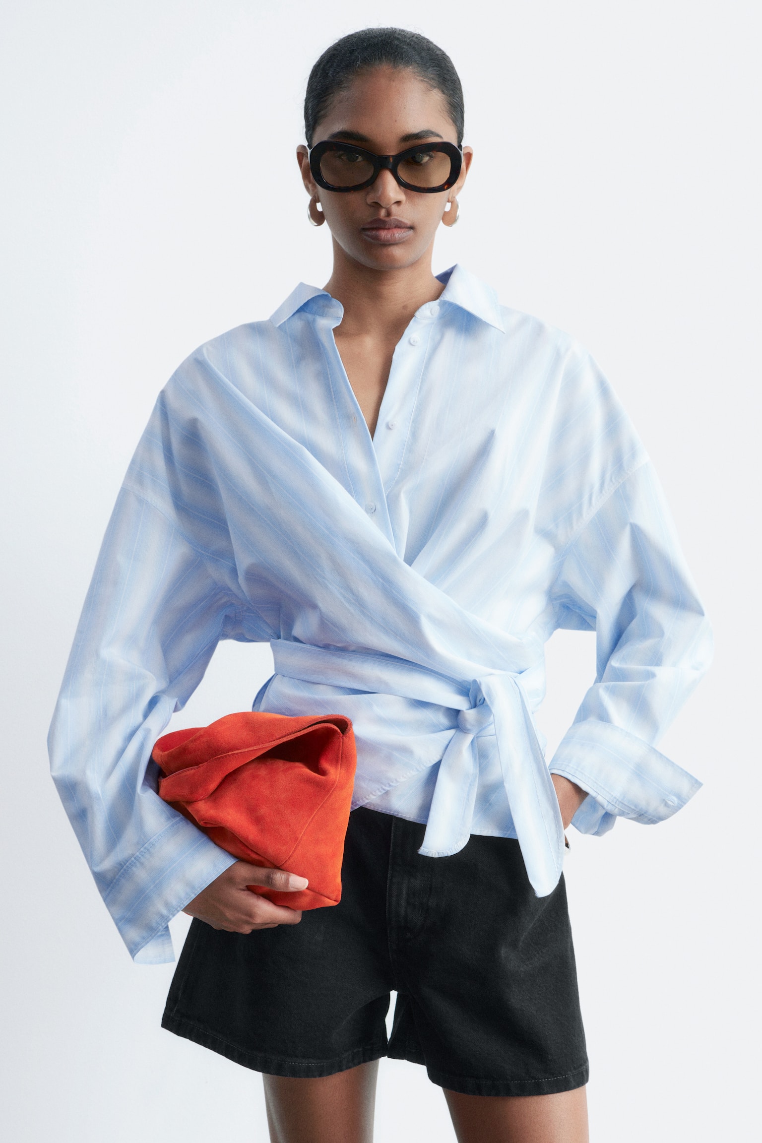 Avslappnade denimshorts - Svart/Mellanblå - 7