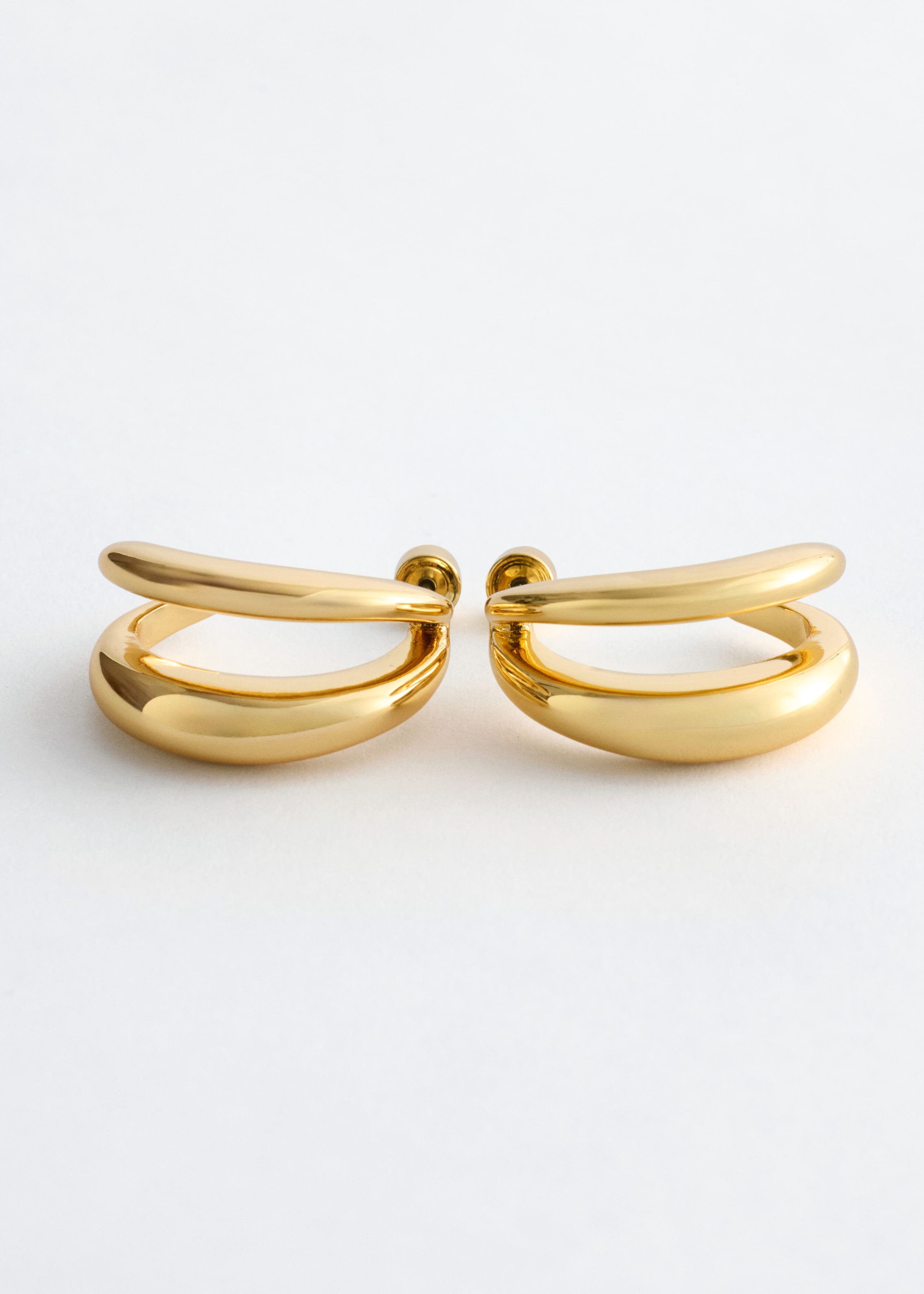 Double Hoop Earrings - {{variantName}} - Descriptive Detail