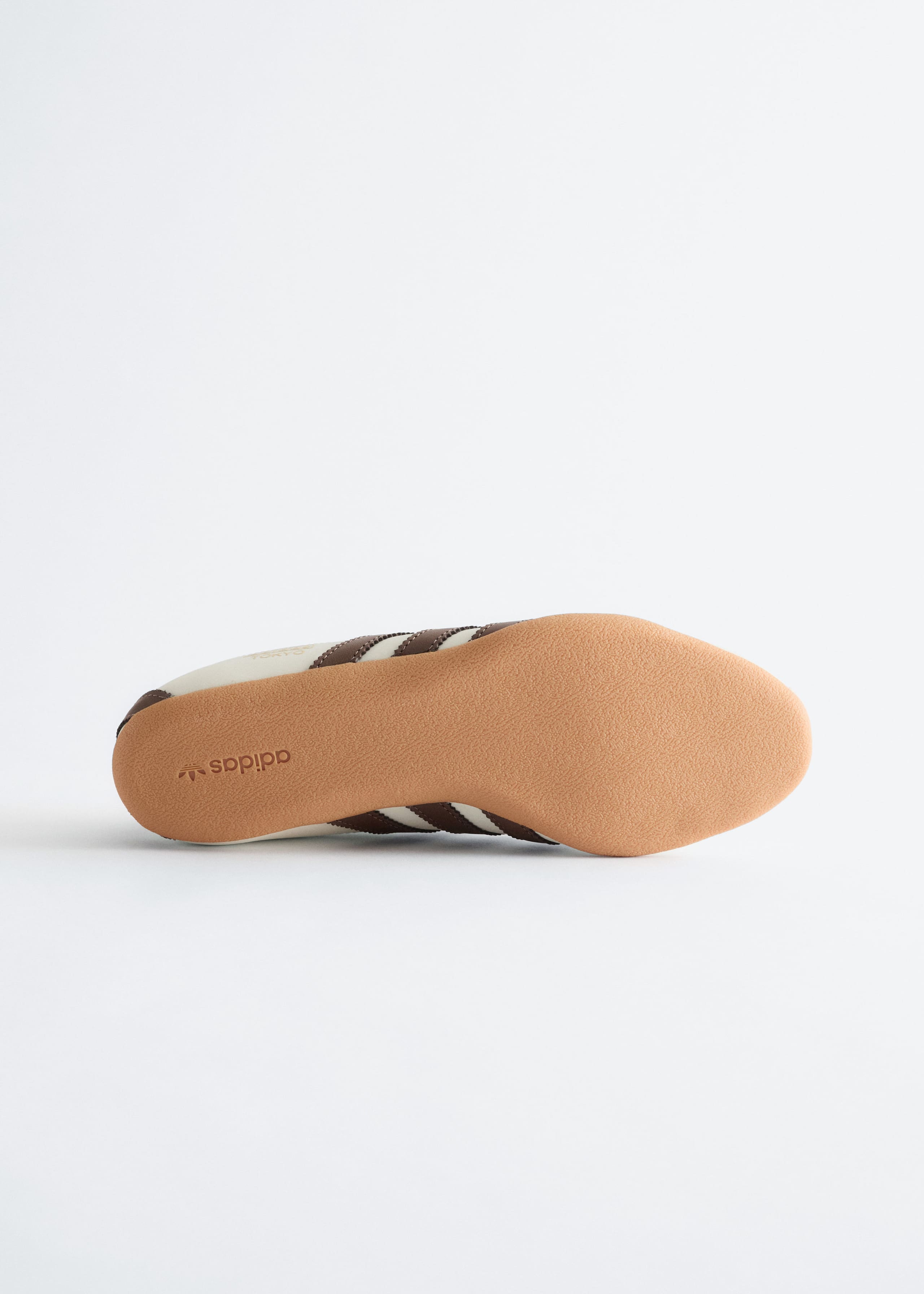 adidas Tokyo W - Schwarz/Weiß - Stillleben