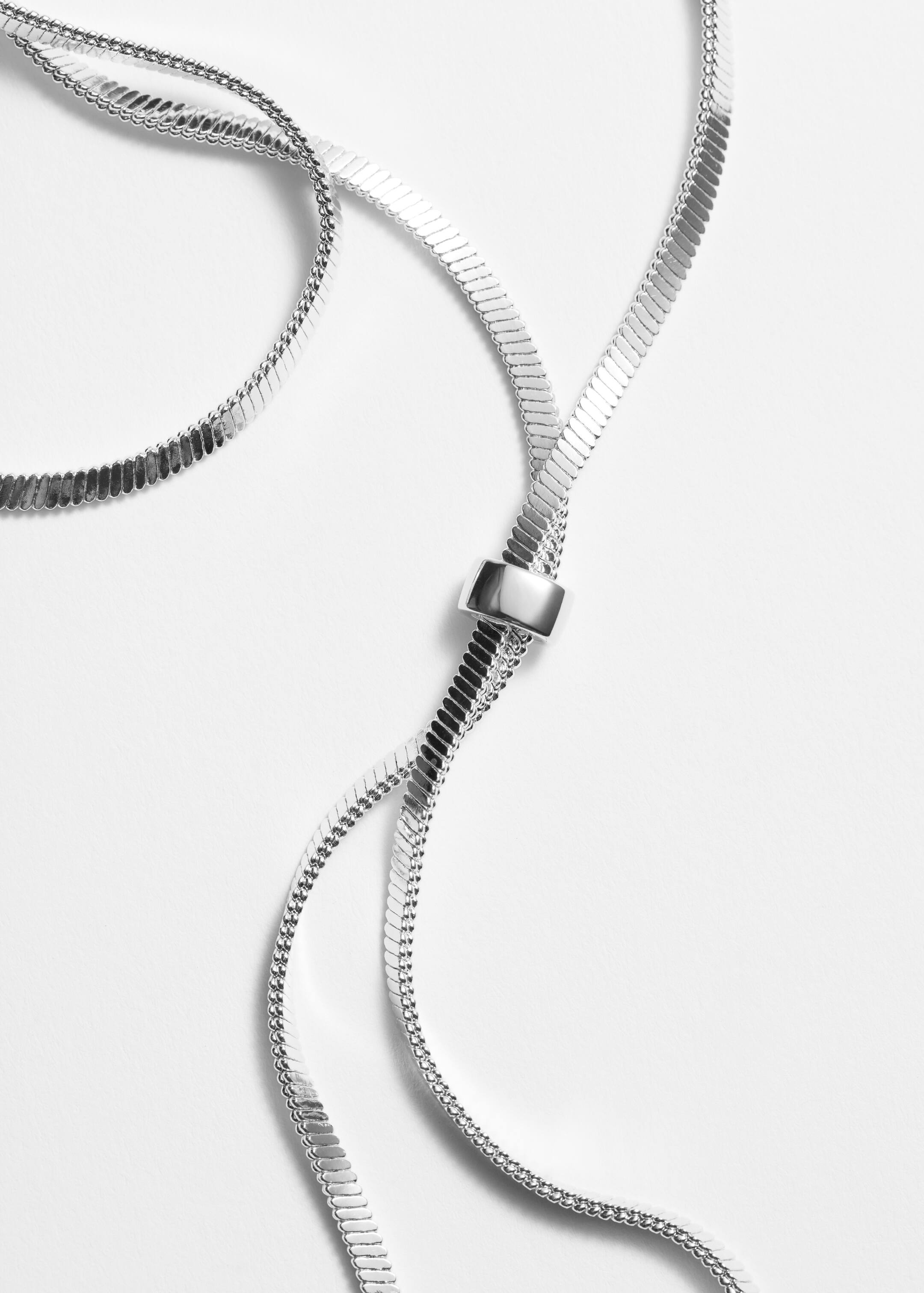 Zobacz większy obraz: Długi naszyjnik łańcuszkowy - Srebrny - ONA | H&M PL 2