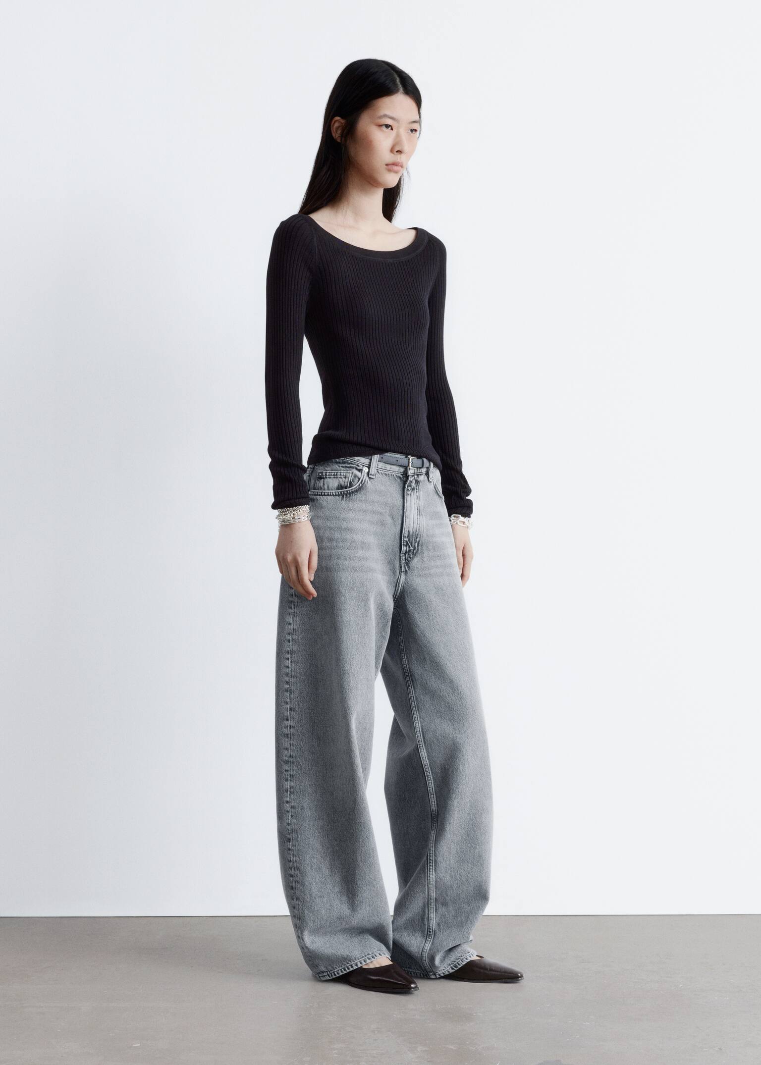 Boat-Neck Rib-Knit Top - שחור - 2