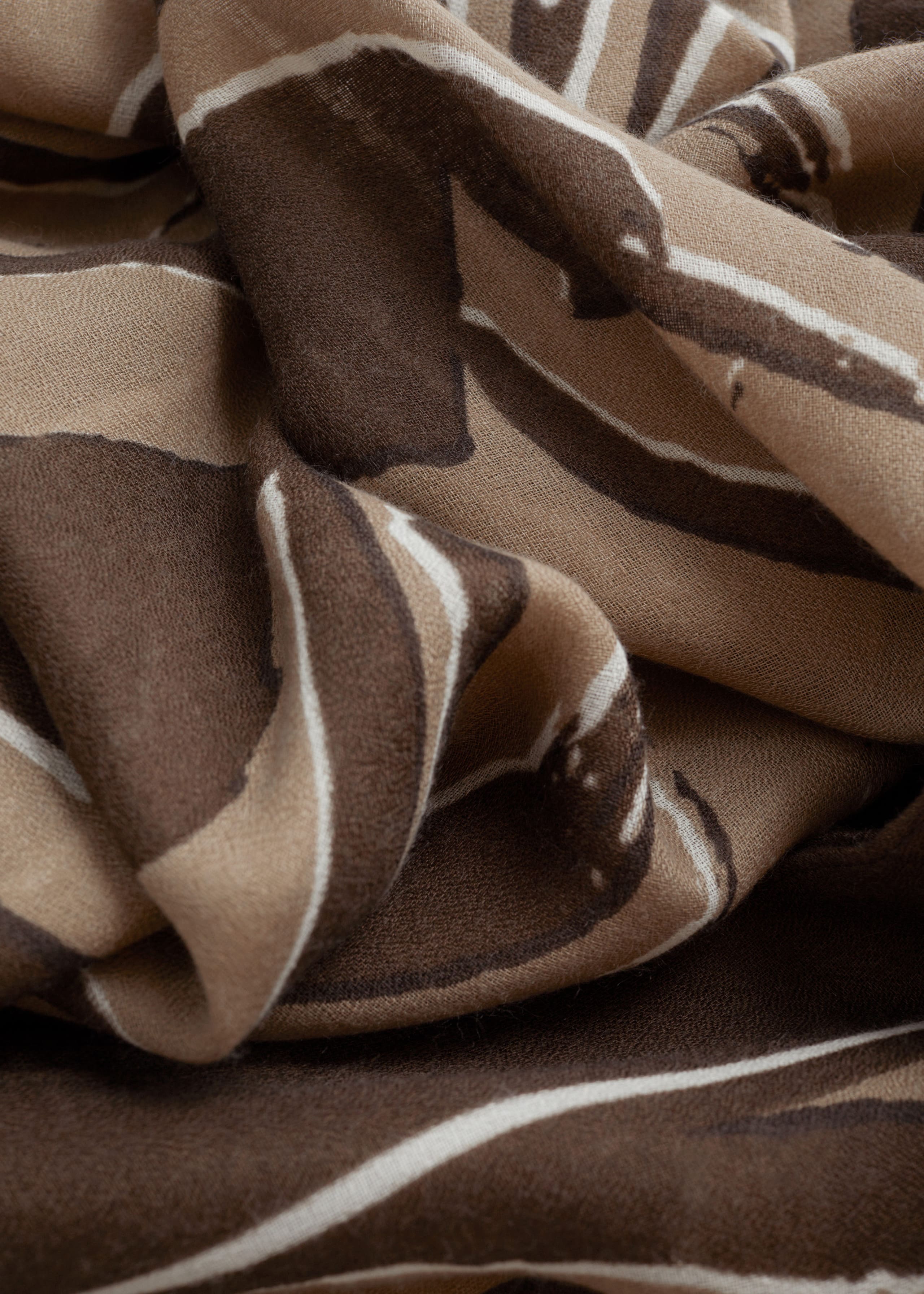 Light Square Scarf - {{variantName}} - Descriptive Detail