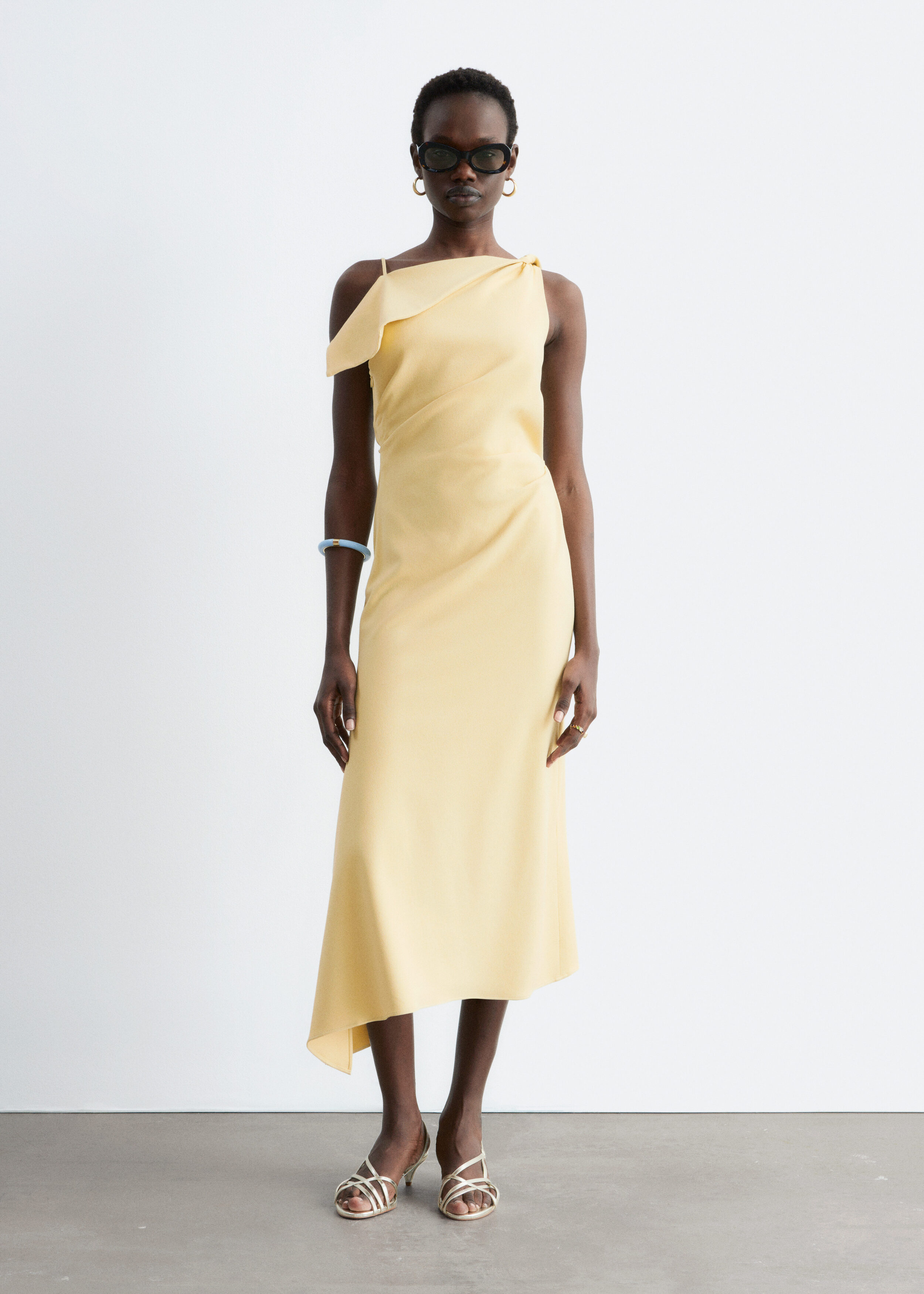 One-Shoulder Chiffon Maxi Dress - Red - Maxi dresses