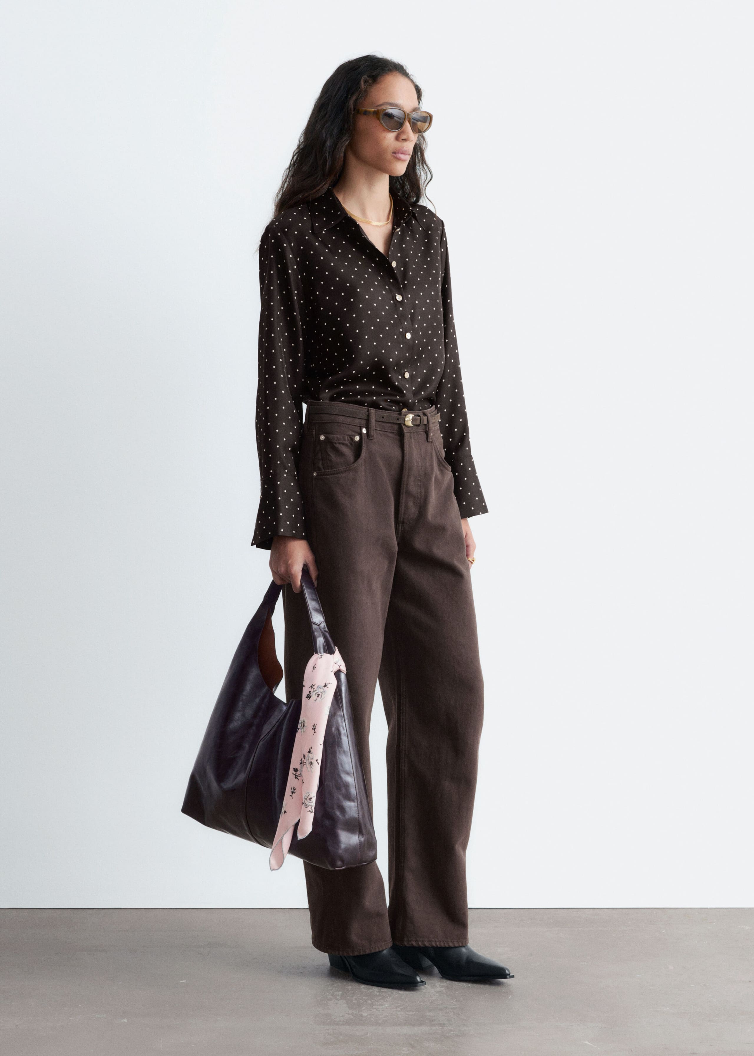 Relaxed Silk Shirt - Dark Blue - Lookbook