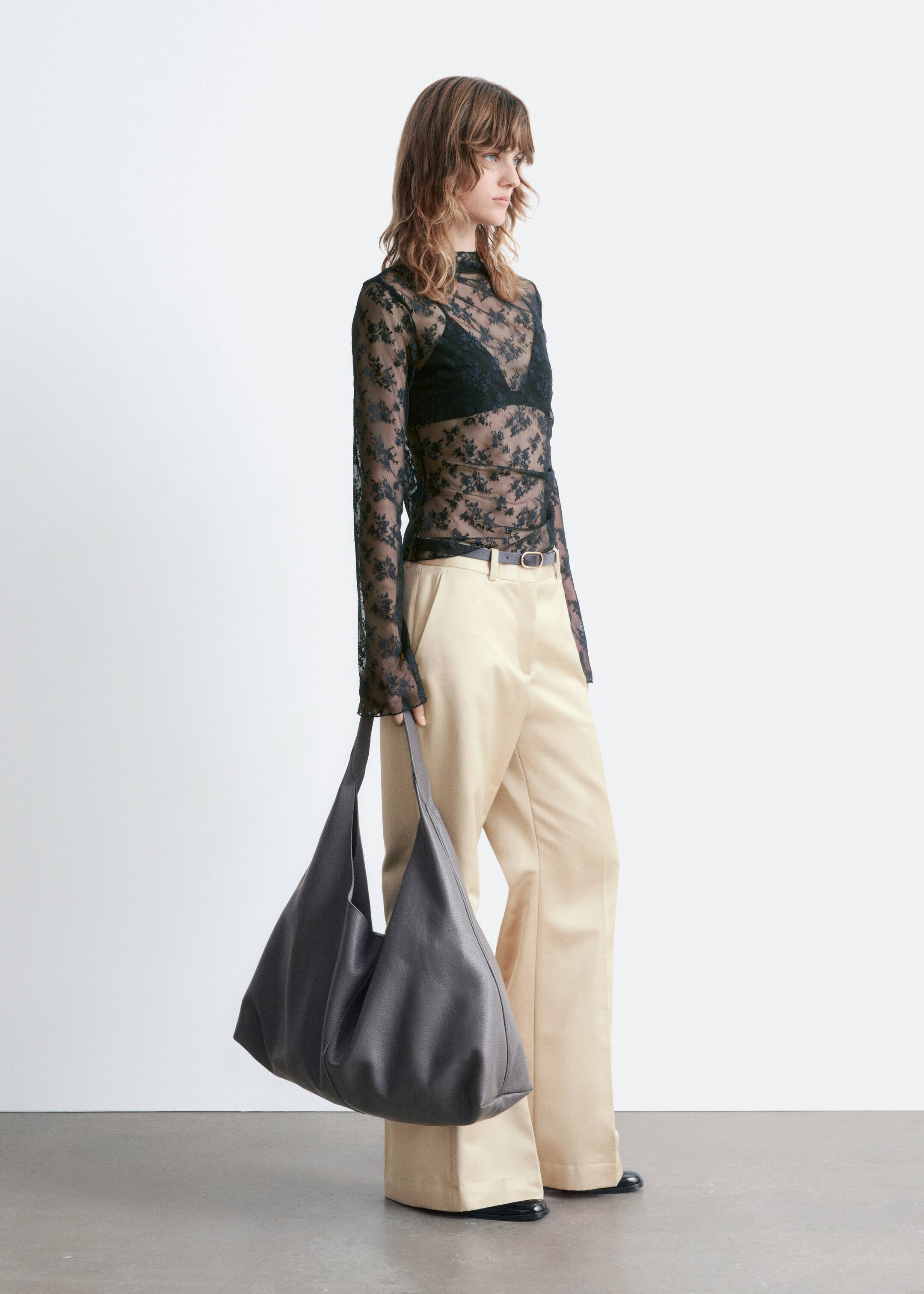 Visualizza immagine più grande: Top in pizzo a maniche lunghe - Nero - DONNA | H&M IT 5
