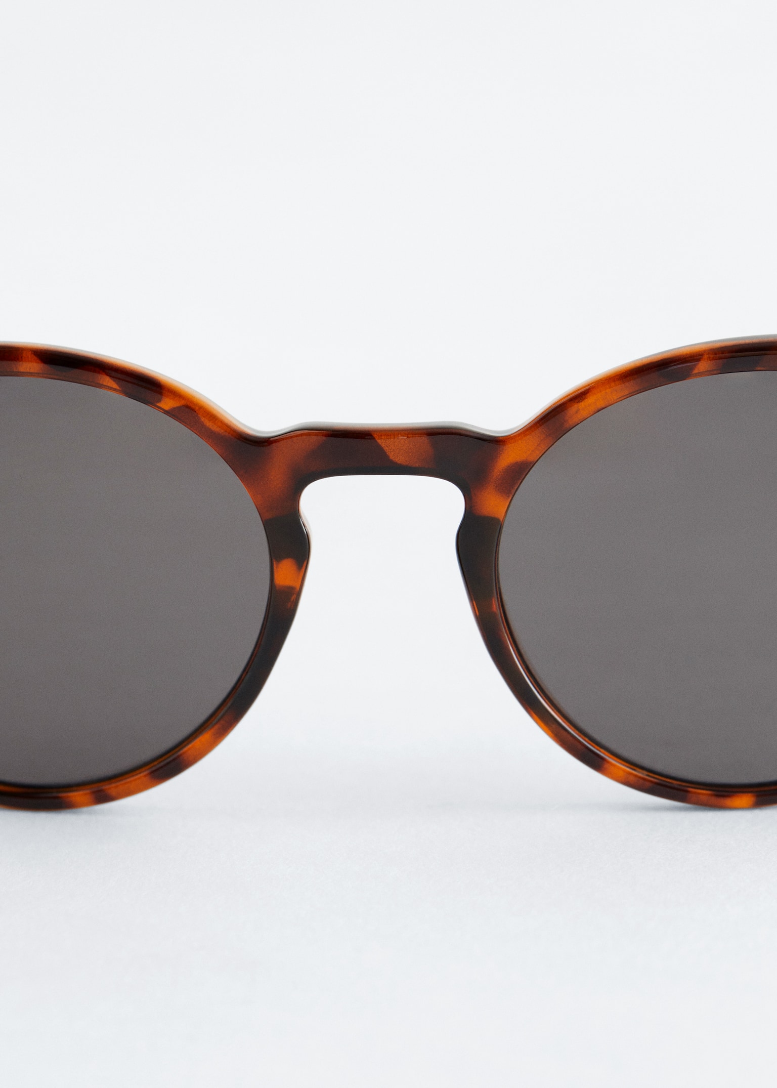 Klassische Sonnenbrille mit rundem Rahmen - Braun - 4