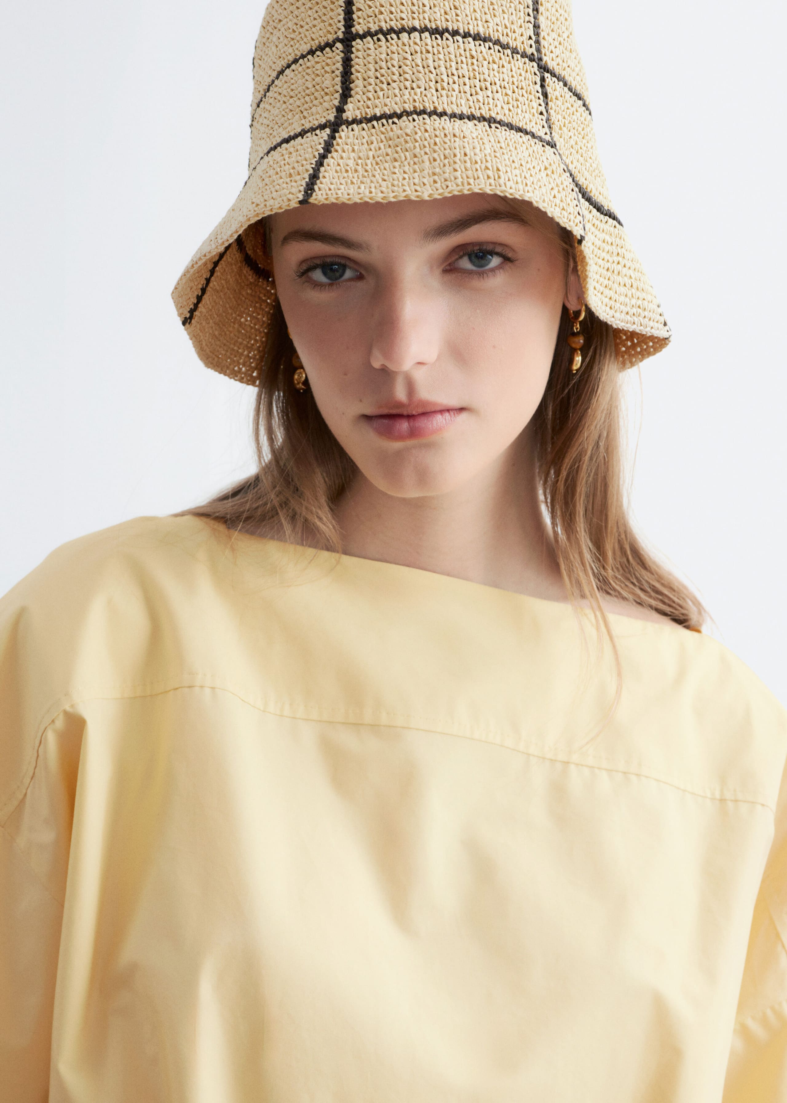 Tie-Hem Cotton Top - Light Beige - Lookbook