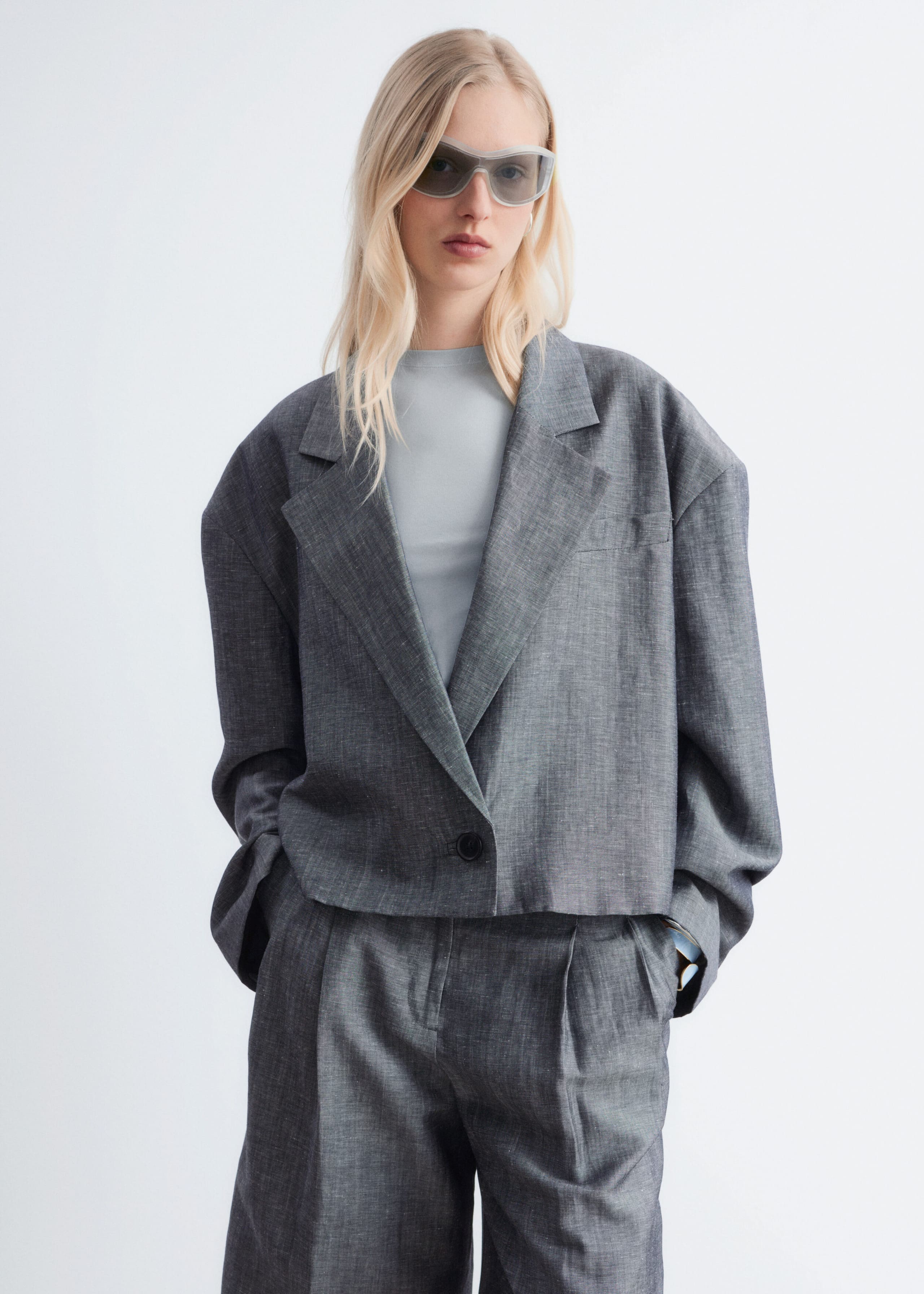 Image of Blazer cropped in lana e lino