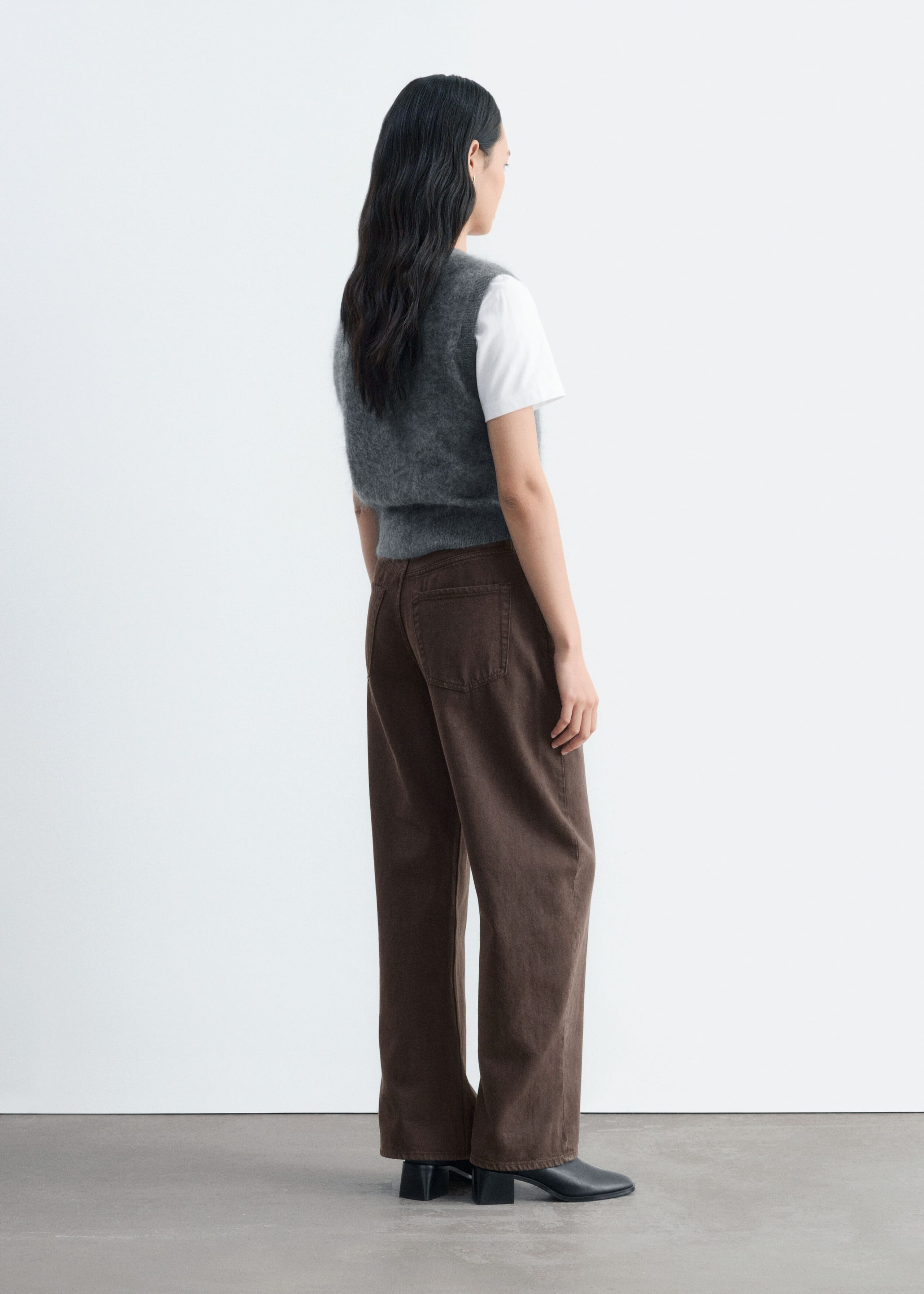 Brushed Cashmere Vest - Grey - Lookbook