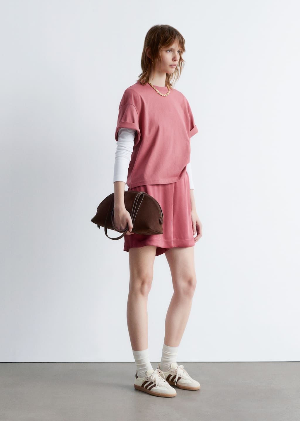 Kastenförmiges T-Shirt - Schwarz - Lookbook